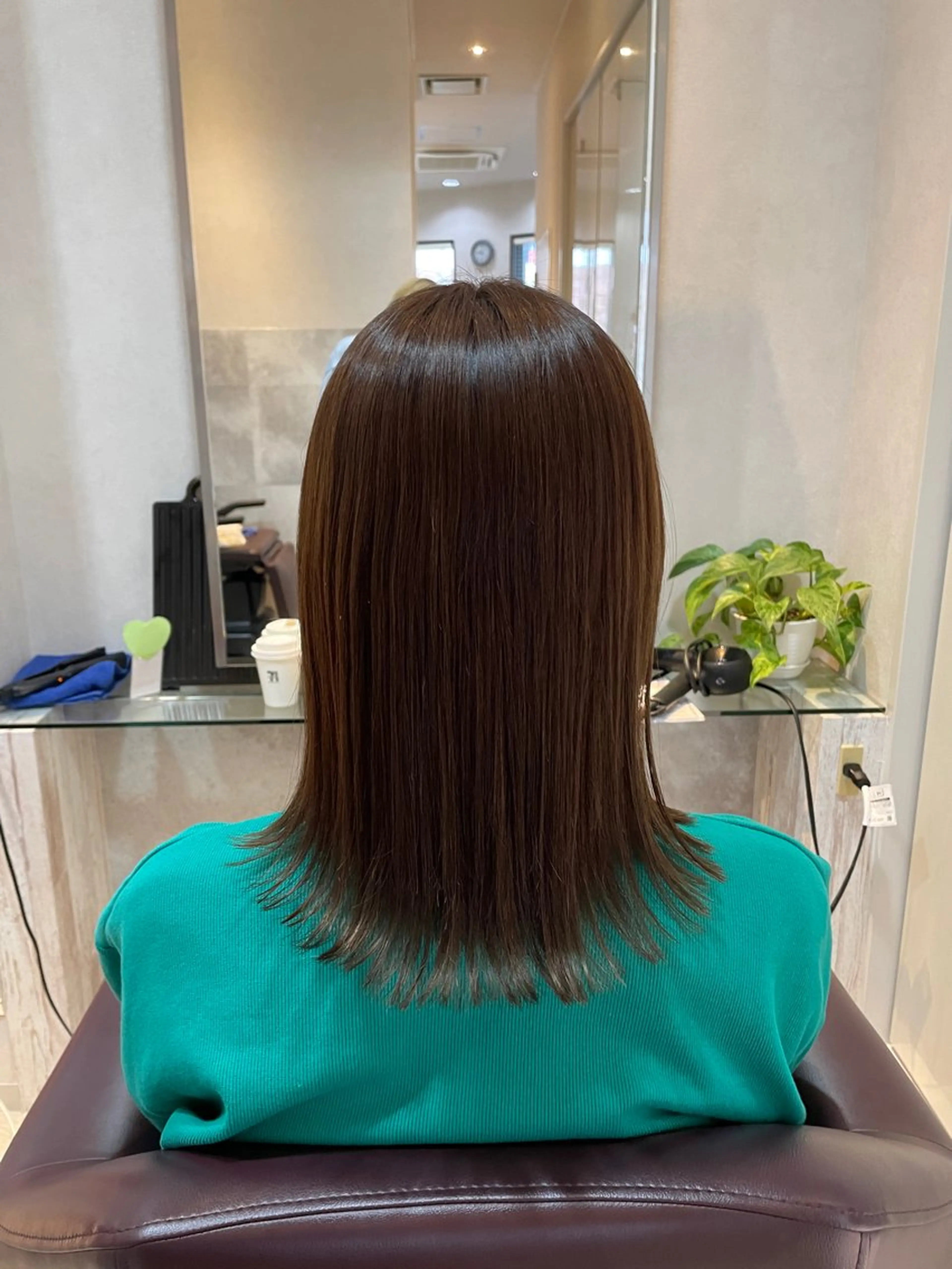 ミディアム ムトウ リンカのヘアスタイル