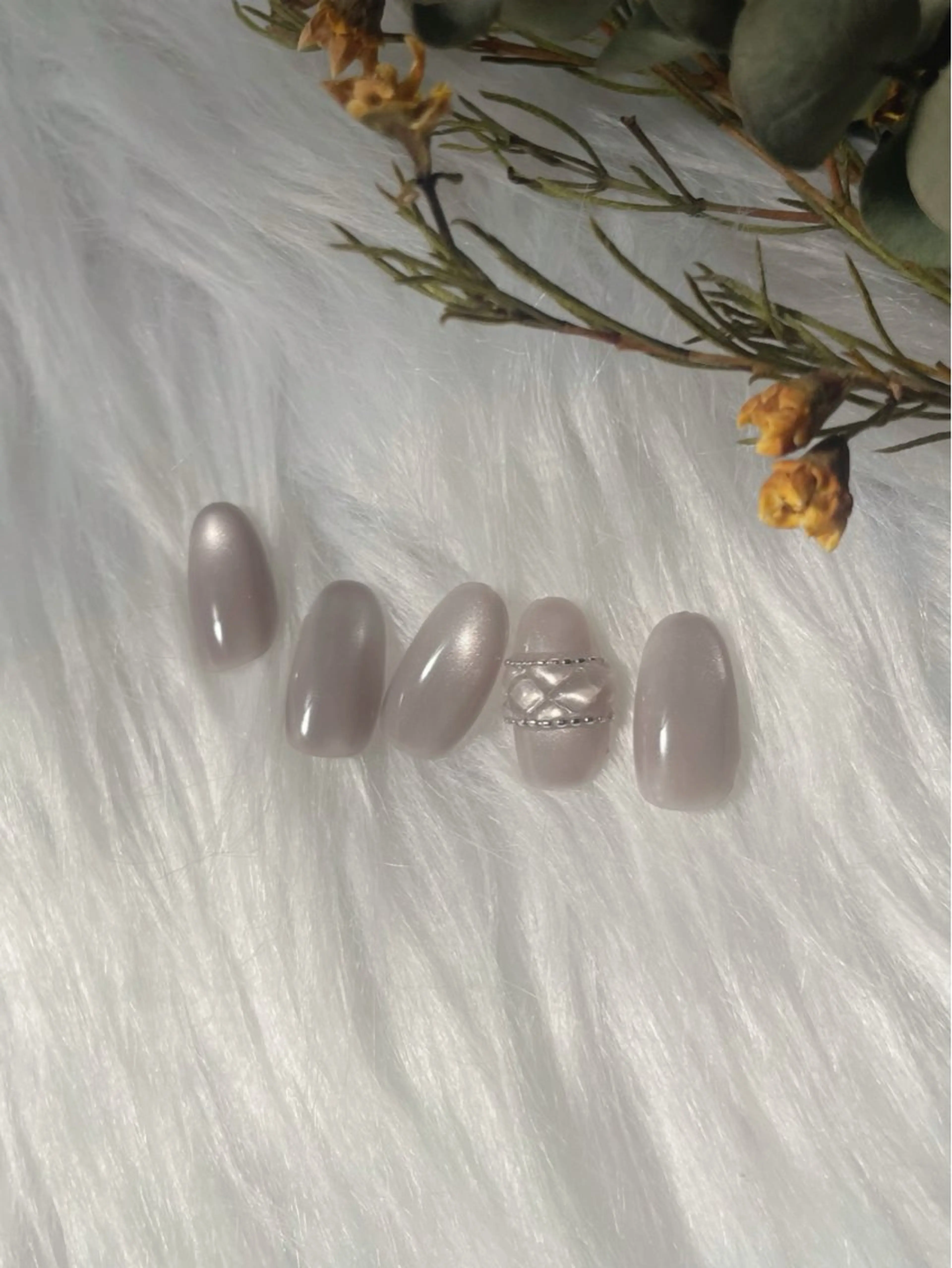 ネイル ブルー フレンチネイル キラキラネイル マグネットネイル シンプルネイル ハンドネイル timtam --sakiのネイルデザイン