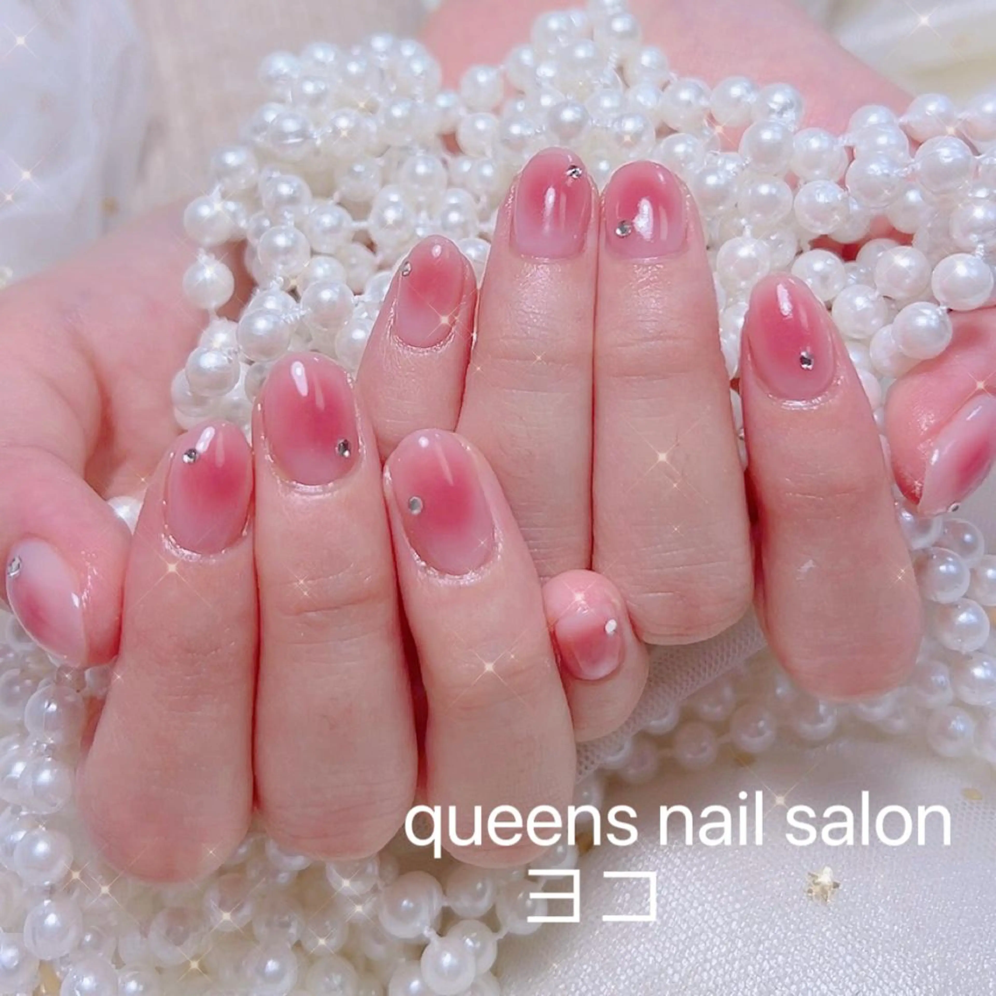 ネイル queensnail 🧸mikaのネイルデザイン