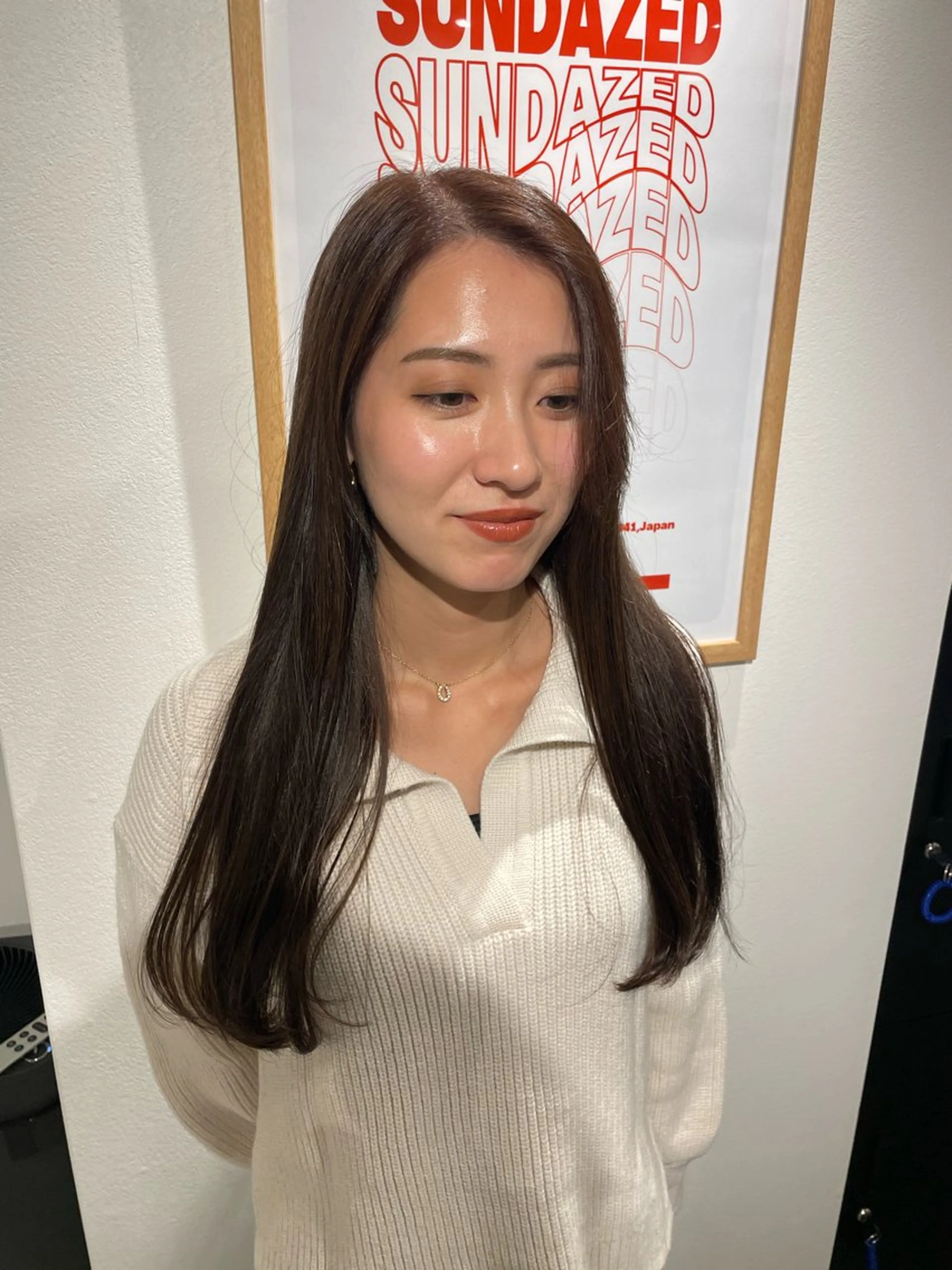 セミロング カラー ヘアカラー トリートメント SUNDAZED所属・悦喜 雅史のヘアスタイル