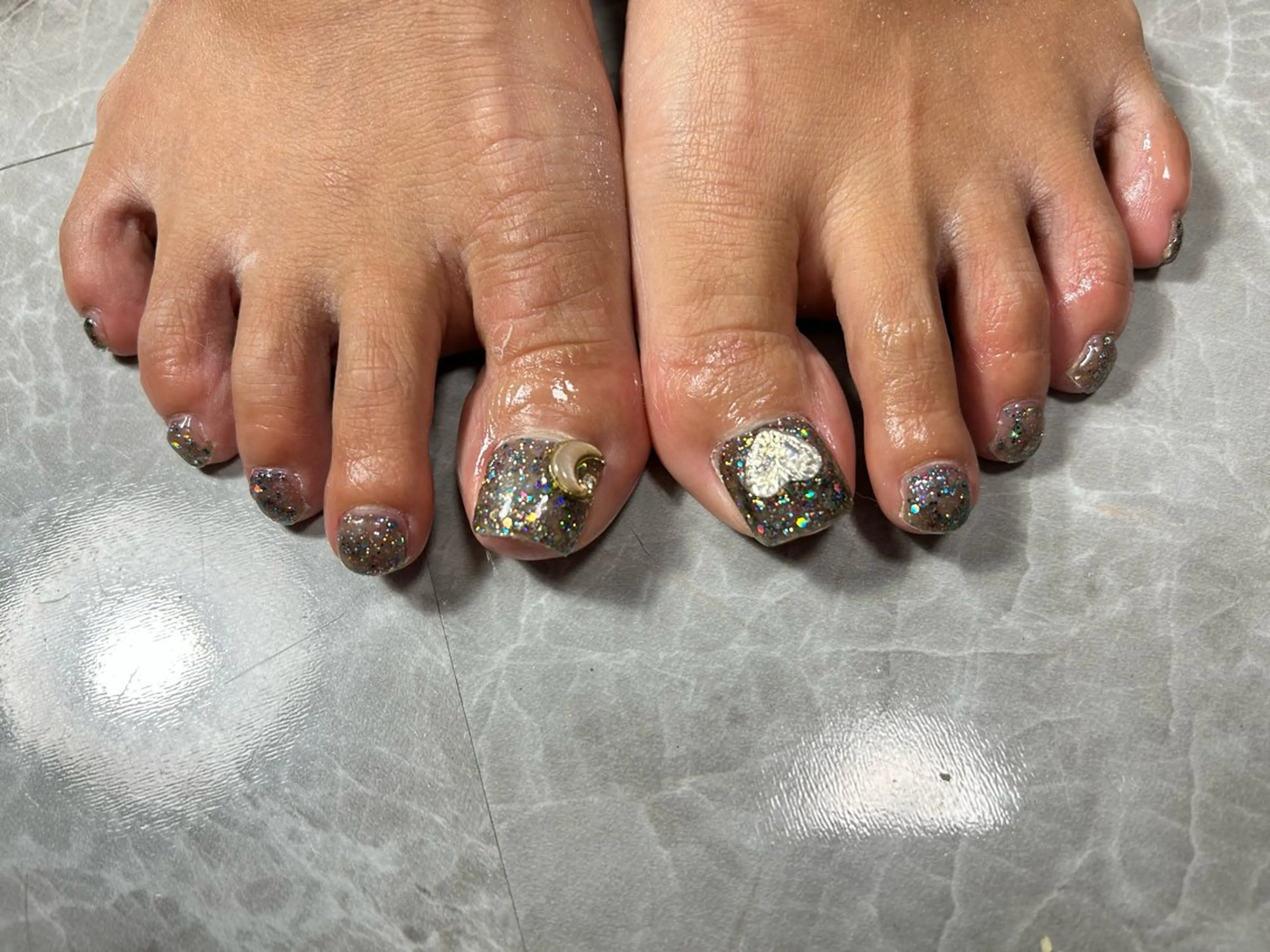 ネイル ハンドネイル フットネイル ✴︎ Delightのネイルデザイン