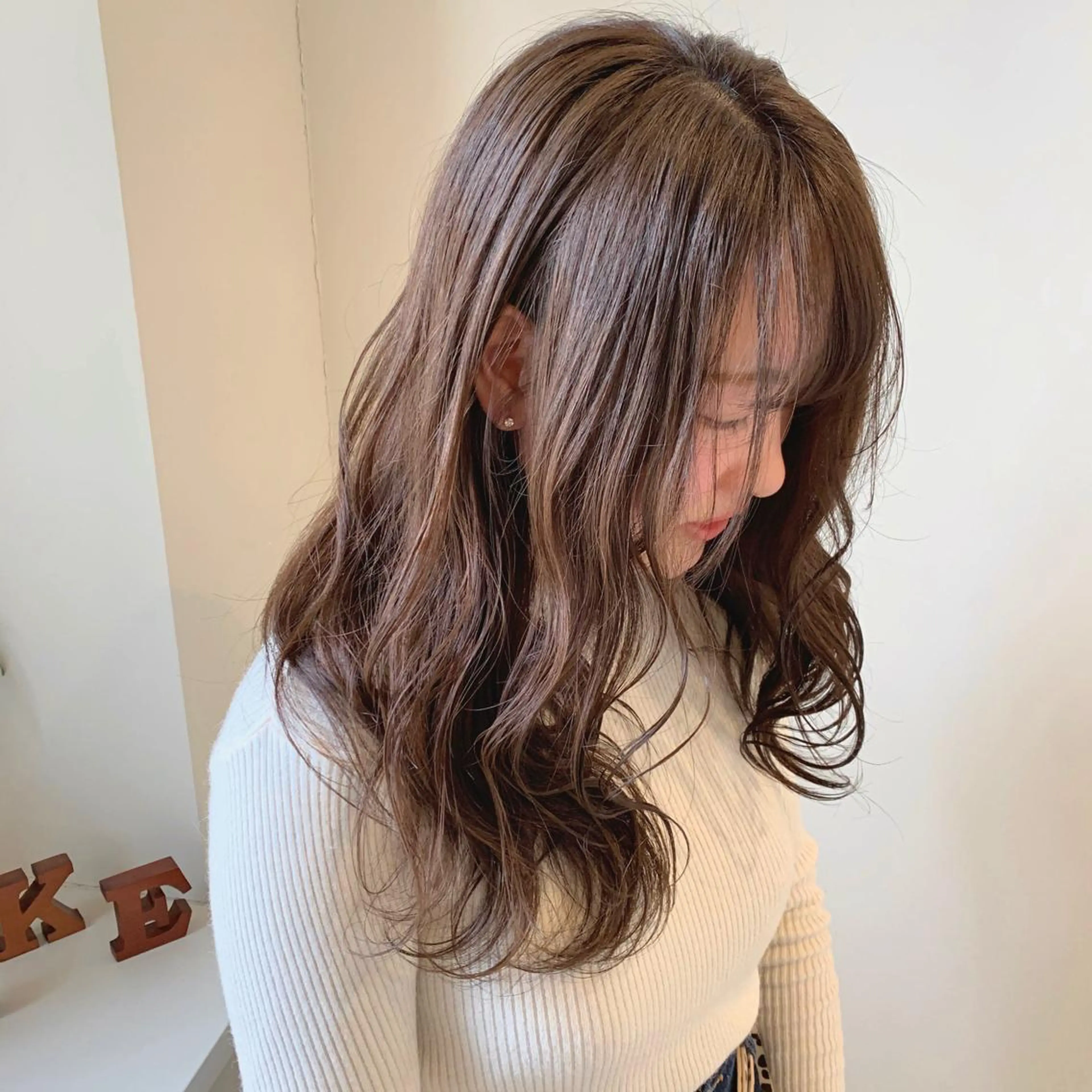 セミロング カラー 清水 亮太／赤み消しカラーのヘアスタイル