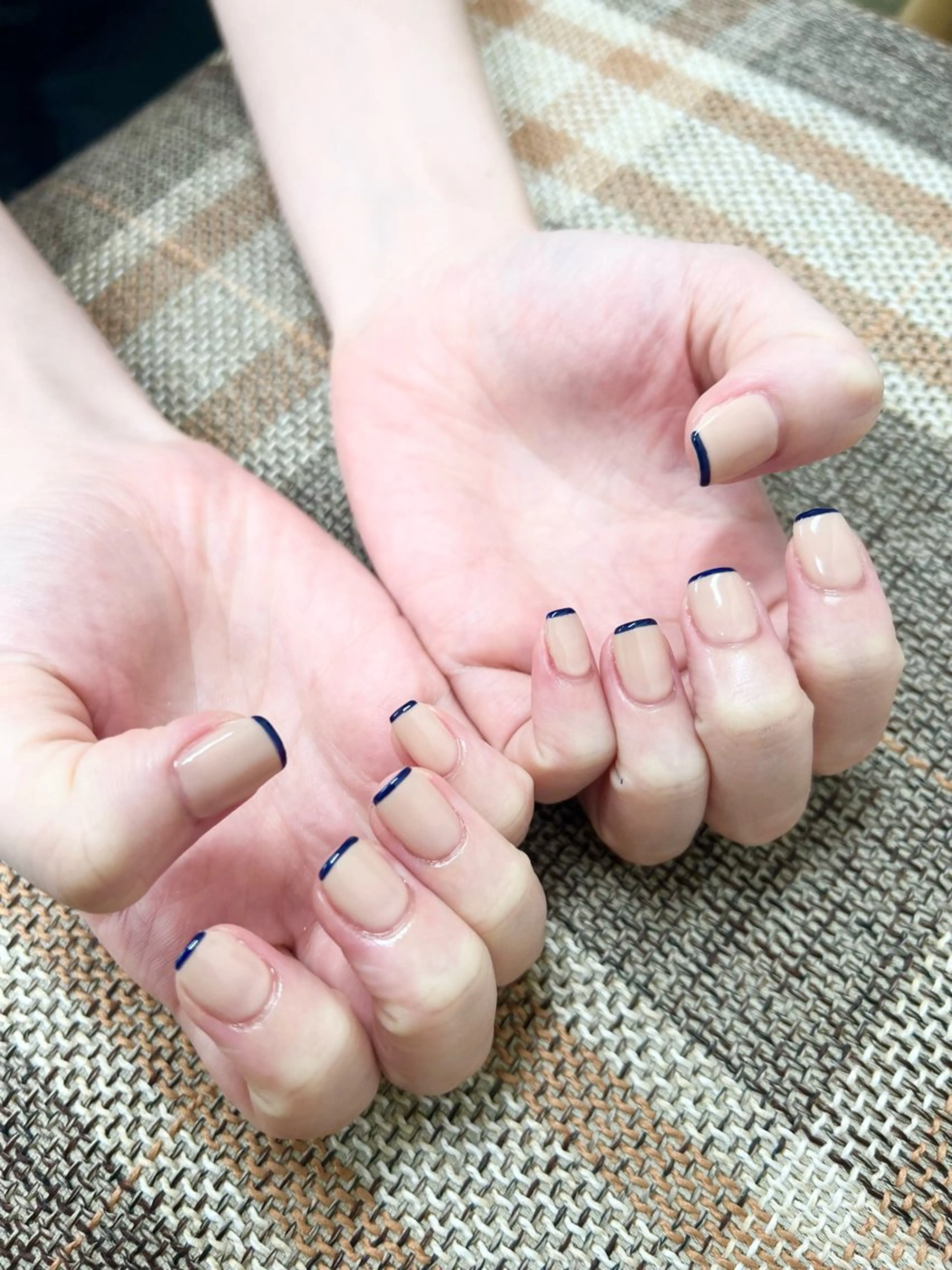 ネイル フレンチネイル 吉田 里菜のネイルデザイン