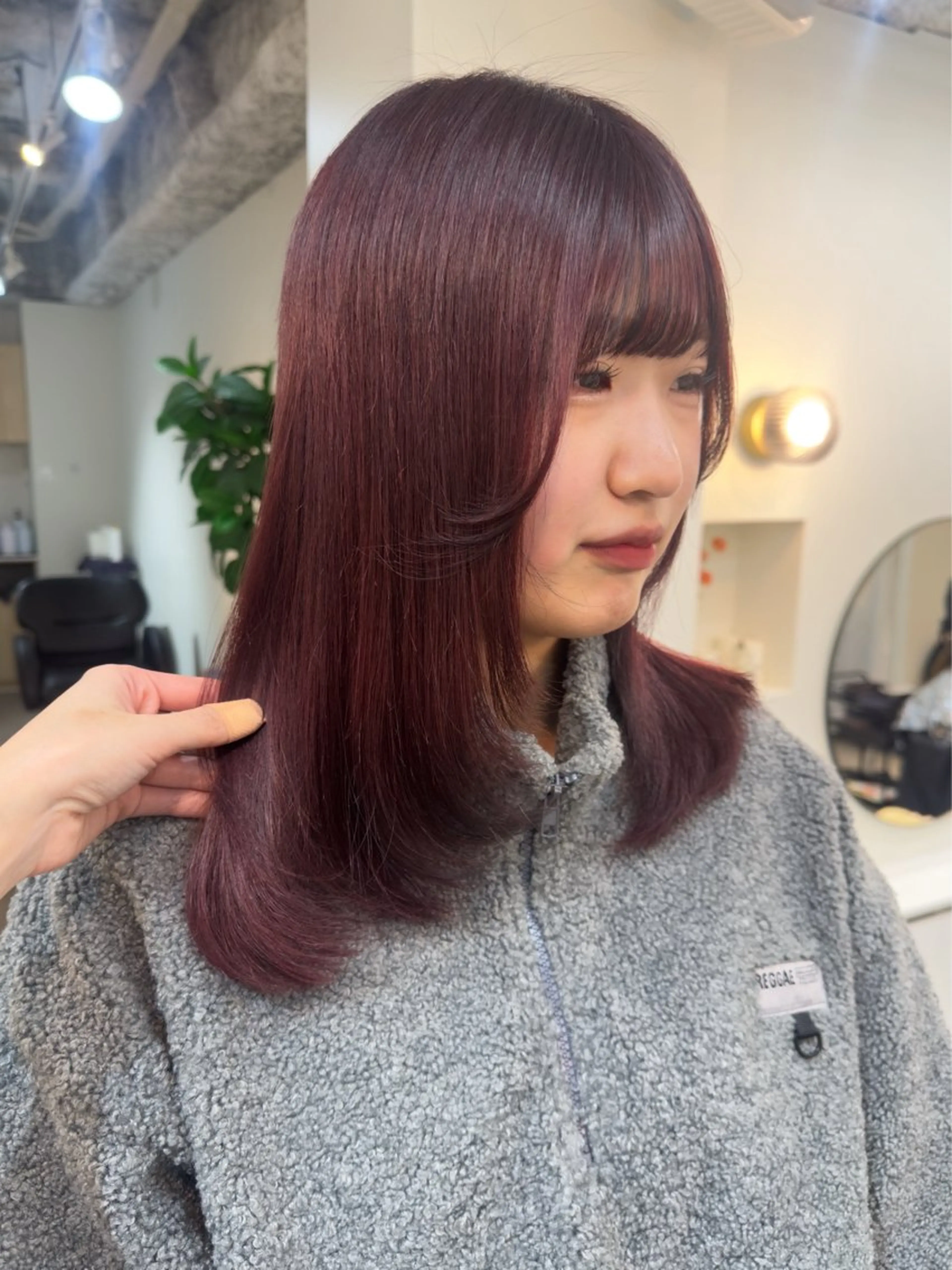 ミディアム レイヤーカット カット ヘアカラー トリートメント レイヤー/顔周り /いいぬまみかのヘアスタイル