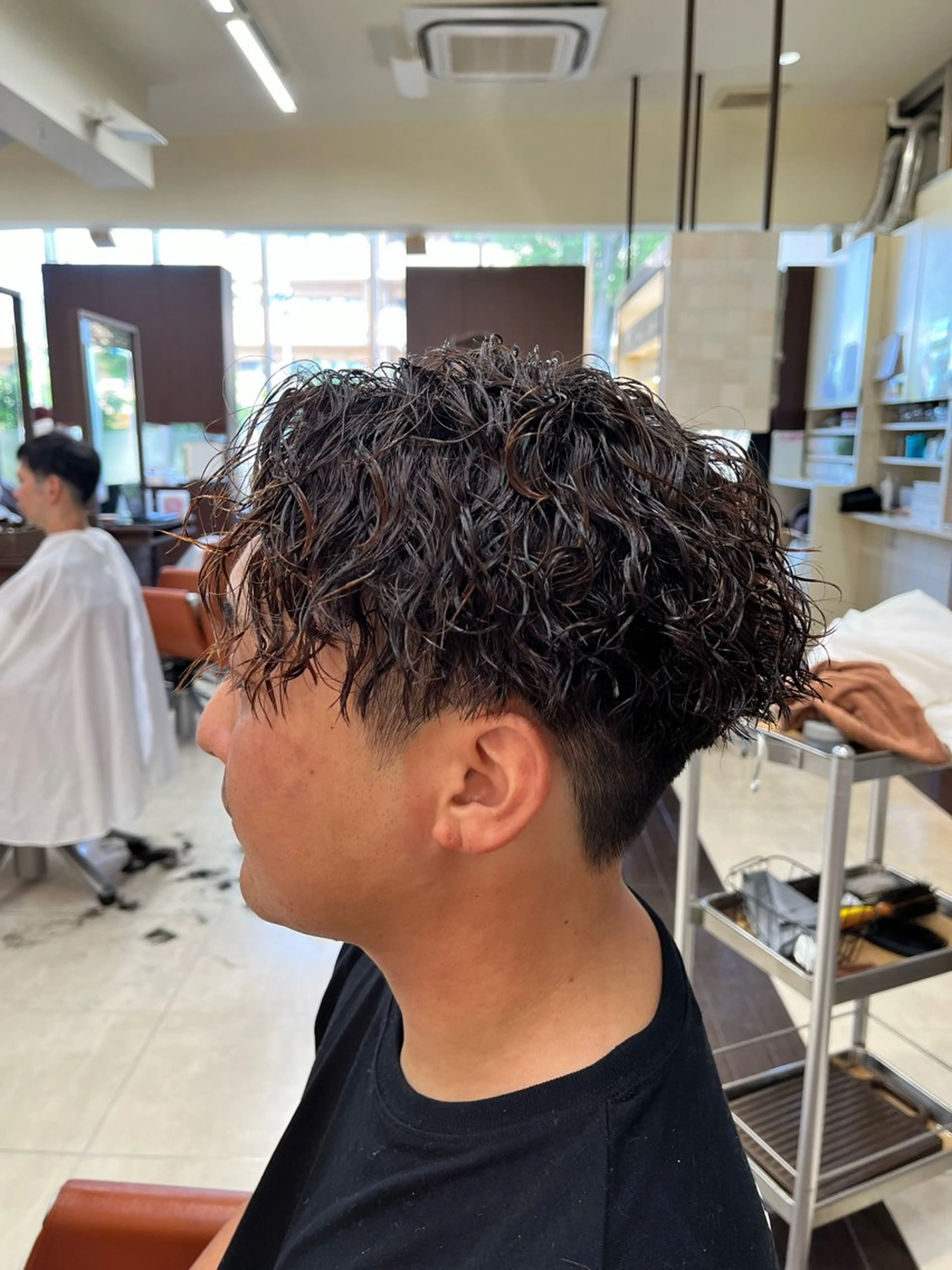 ショート パーマ メンズ センターパート メンズパーマ ツイストスパイラルパーマ スパイラルパーマ 🧊メンズ特化🧊 高木航希のヘアスタイル