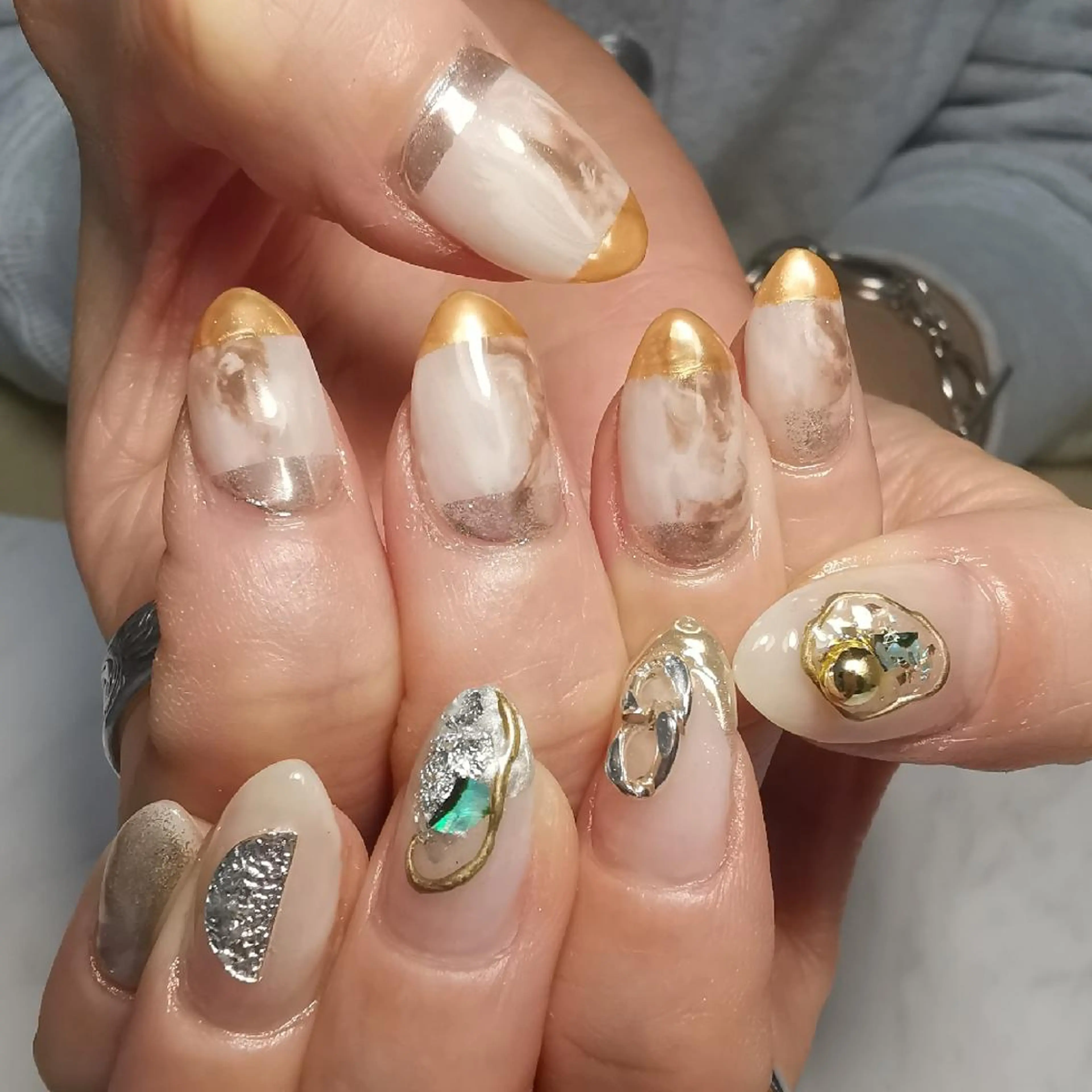 ネイル 持ち込み ハンドネイル reve あやののネイルデザイン