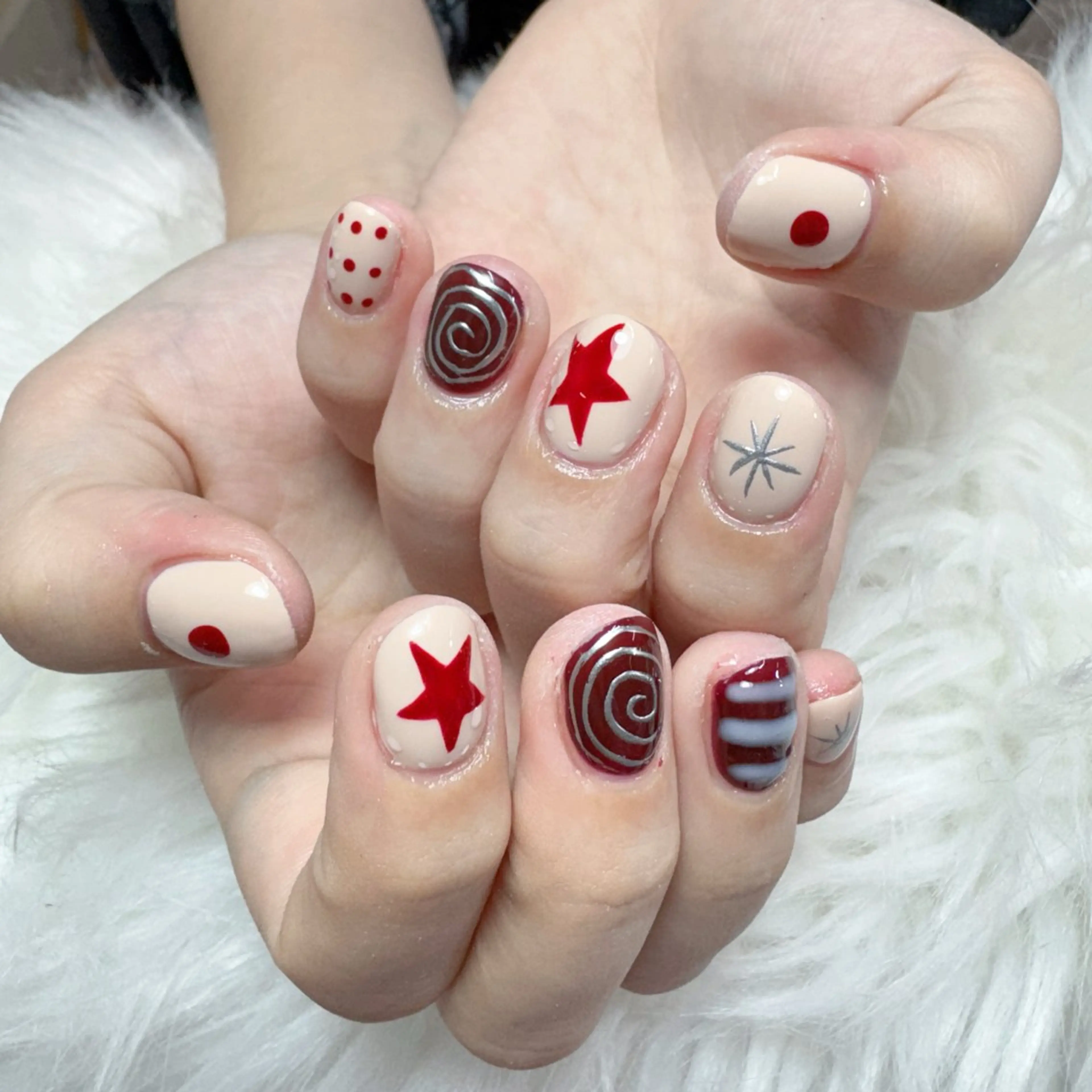 ネイル ハンドネイル 🎀nana🫧 ワンホンネイル🎀のネイルデザイン