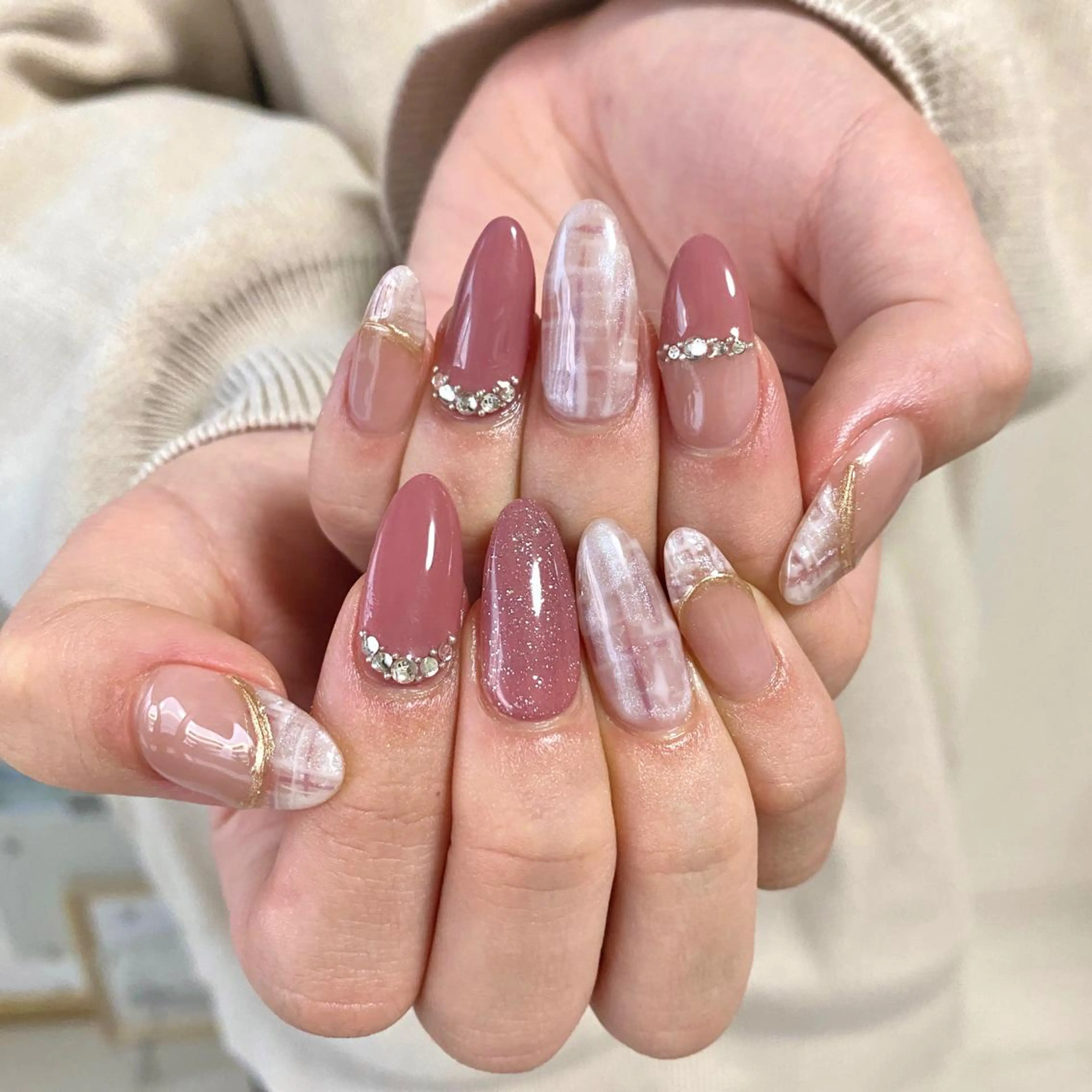 ネイル Blomeel Nailのネイルデザイン