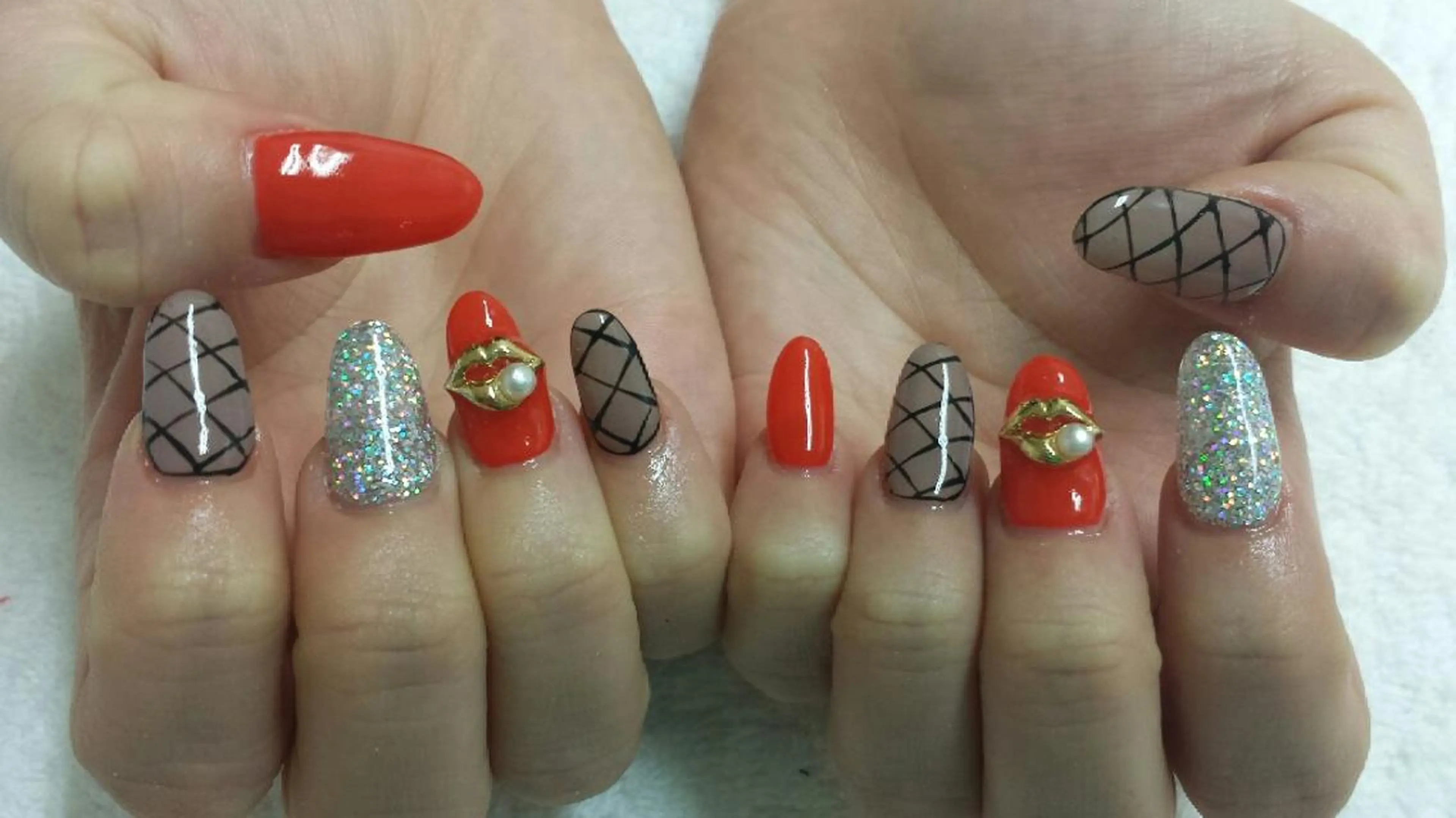 ネイル 河野ちえ (雑誌掲載サロン)のネイルデザイン