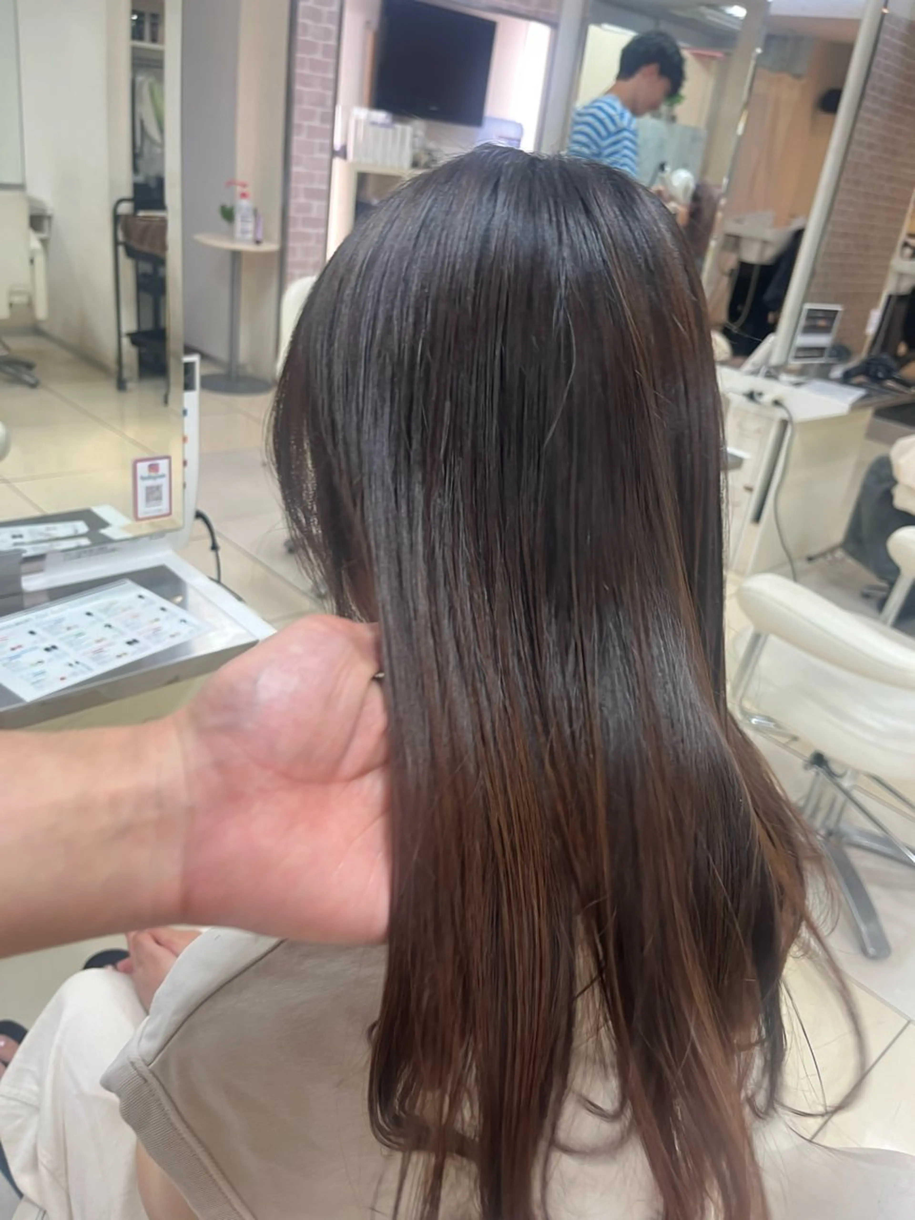 ミディアム 🤍ちなみ 🤍のヘアスタイル