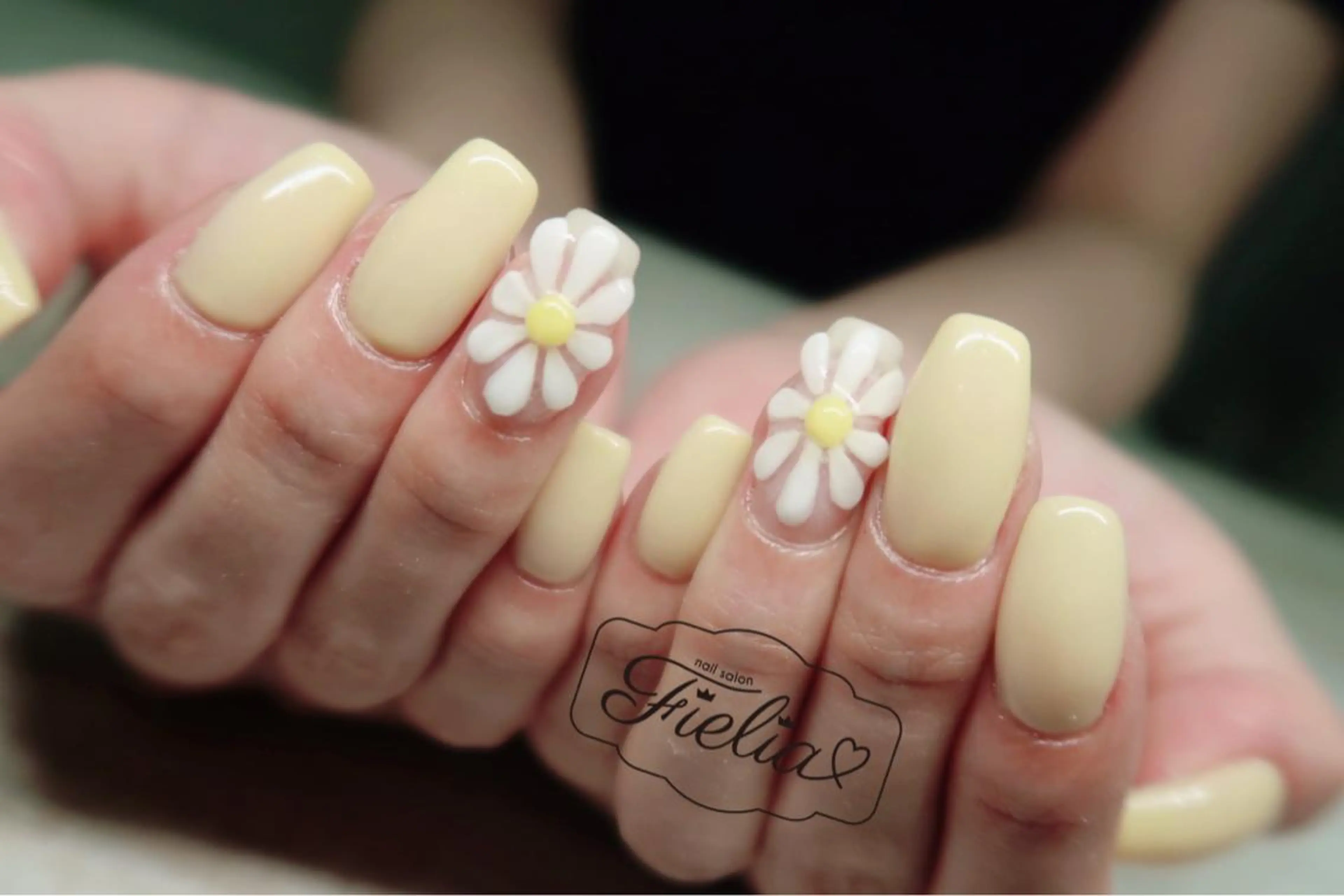 ネイル ハンドネイル Fielia momoのネイルデザイン