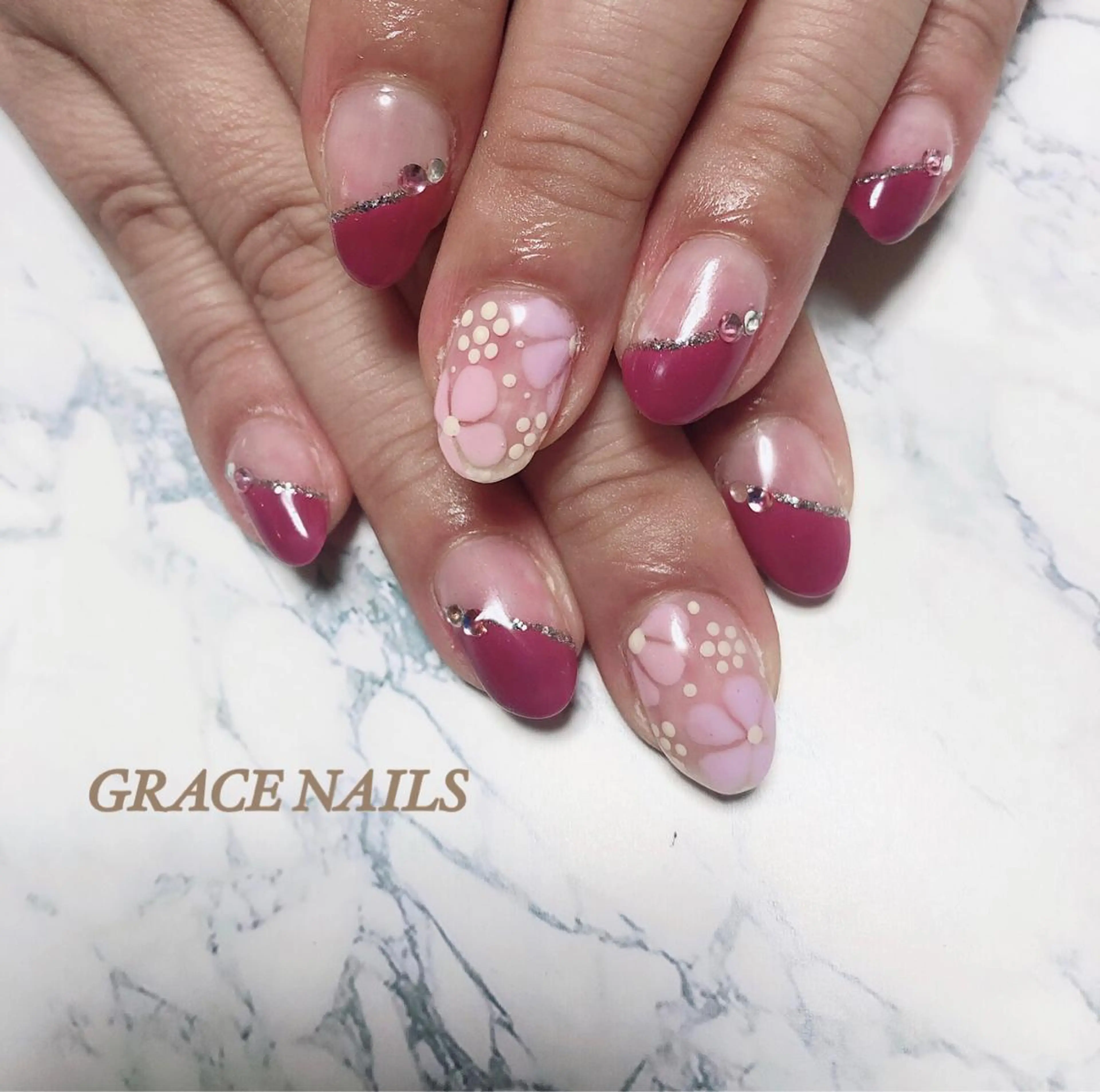 ネイル ハンドネイル フットネイル GRACE NAILSのネイルデザイン