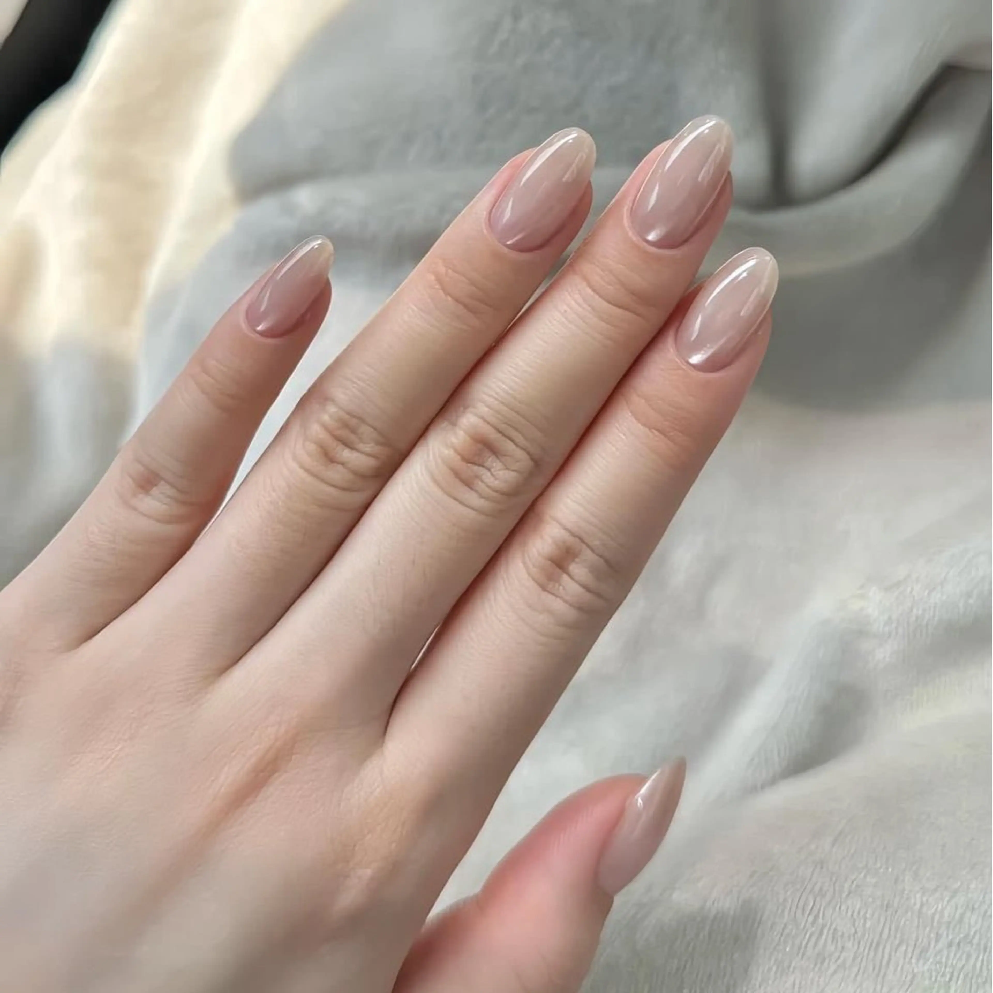 ネイル アートネイル オーロラネイル チークネイル 長さ出し フットネイル ハンドネイル Cloudy Chan 歌舞伎町のネイルデザイン