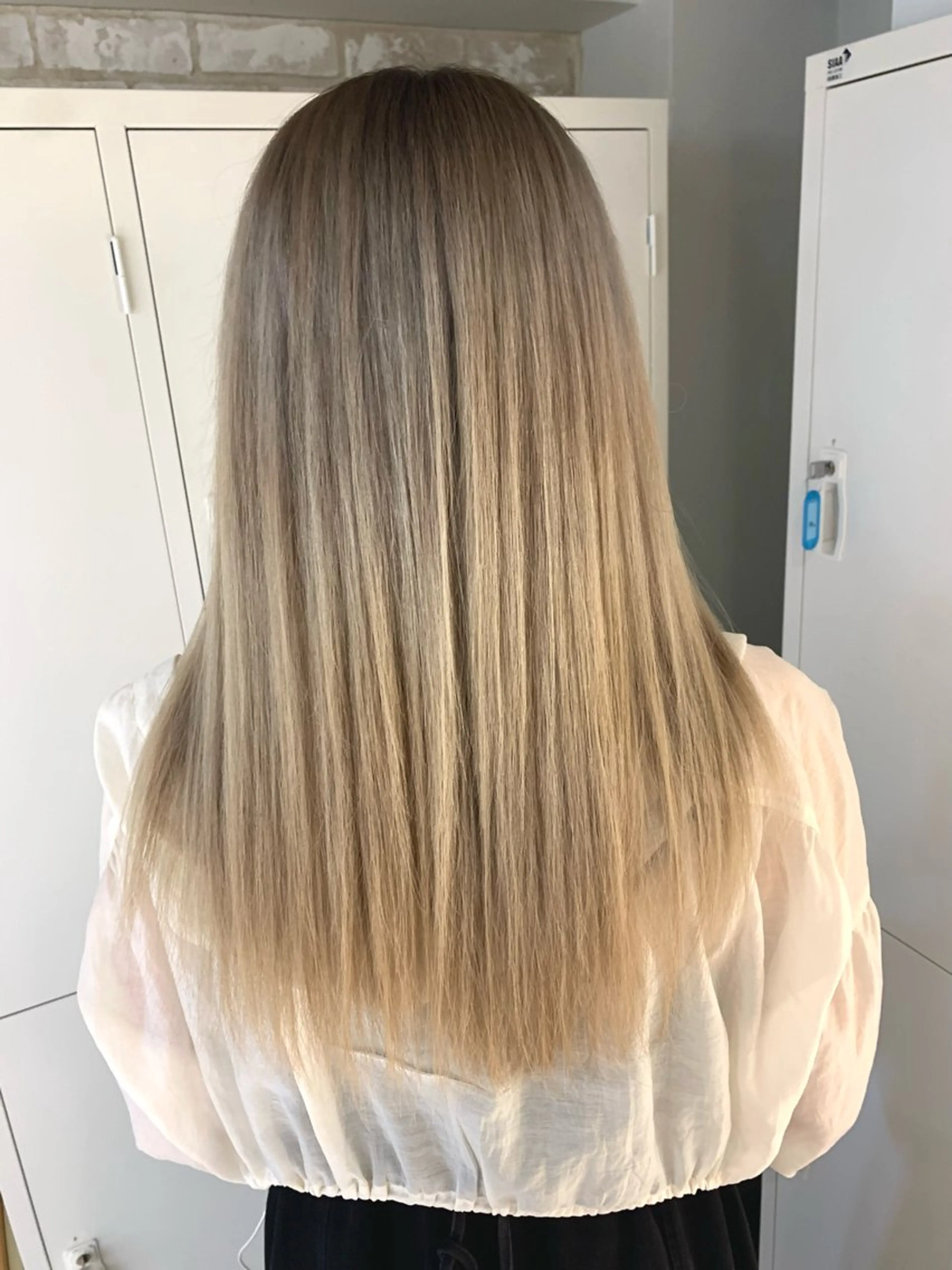ロング ヘアカラー ✨ハイトーン✨艶髪 ✨髪質改善✨和田のヘアスタイル