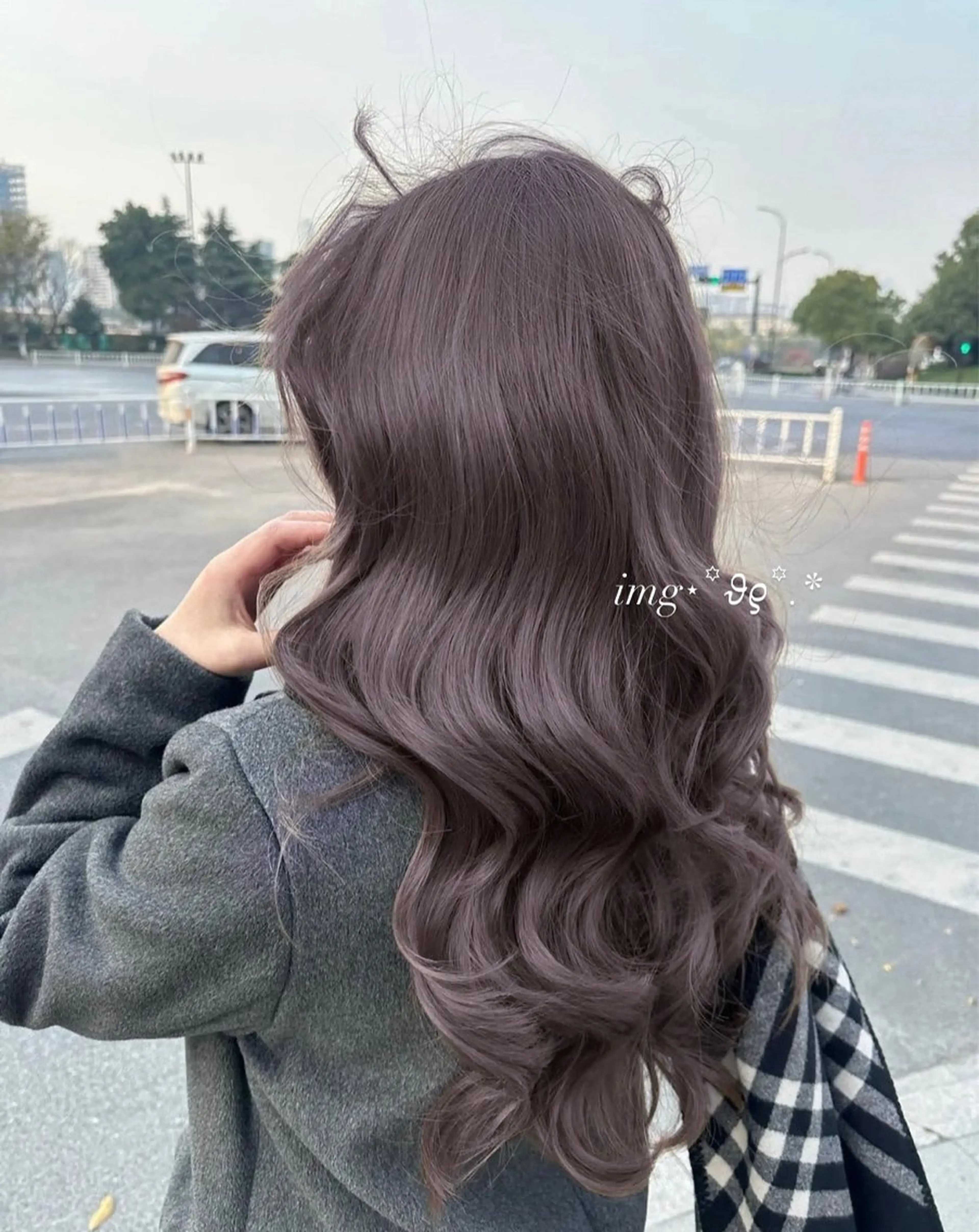 ロング ヘアカラー トリートメント 淡色ラベンダー♡ ニーナ🎀🦙のヘアスタイル