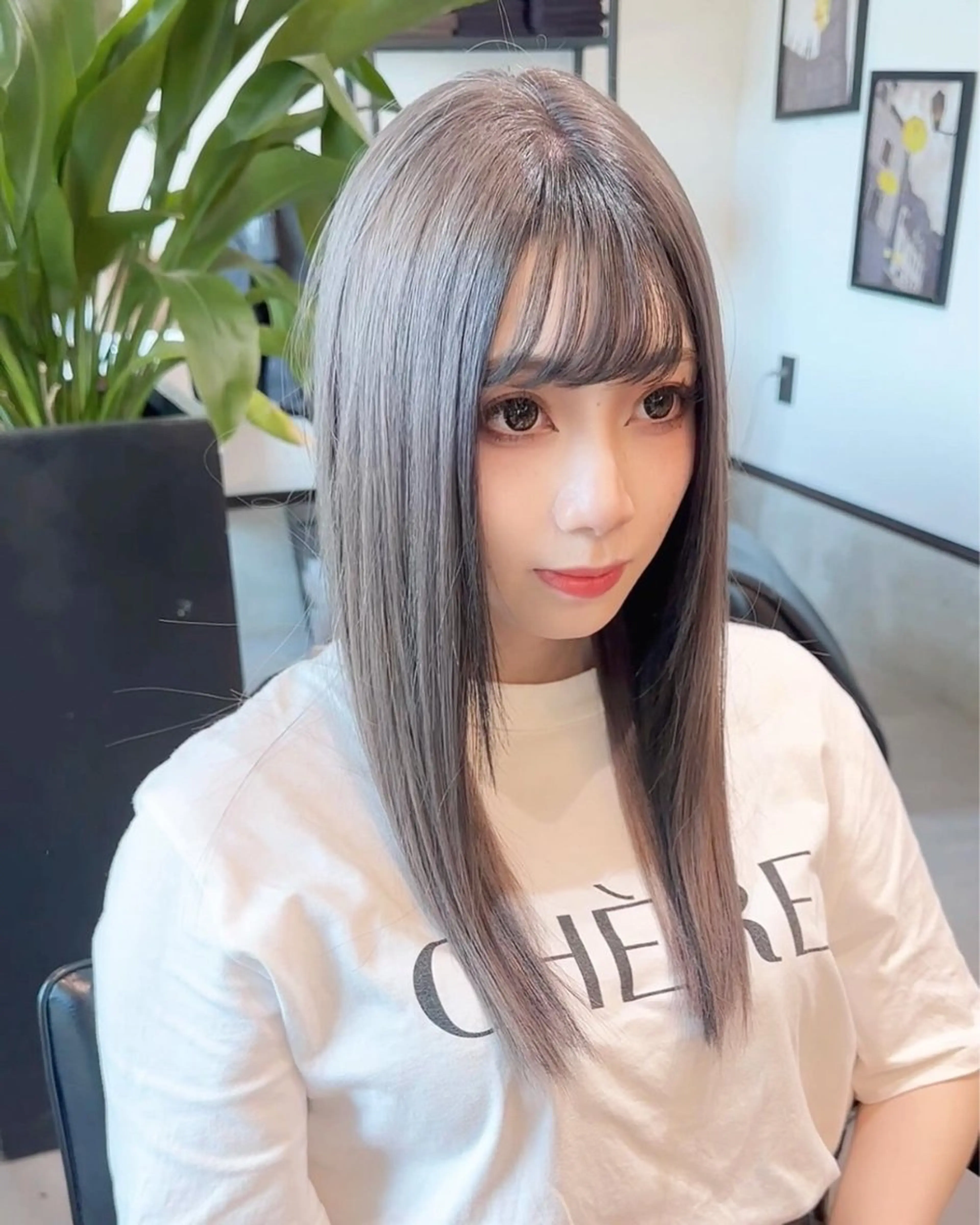 セミロング ミストバング 手塚 亮汰のヘアスタイル