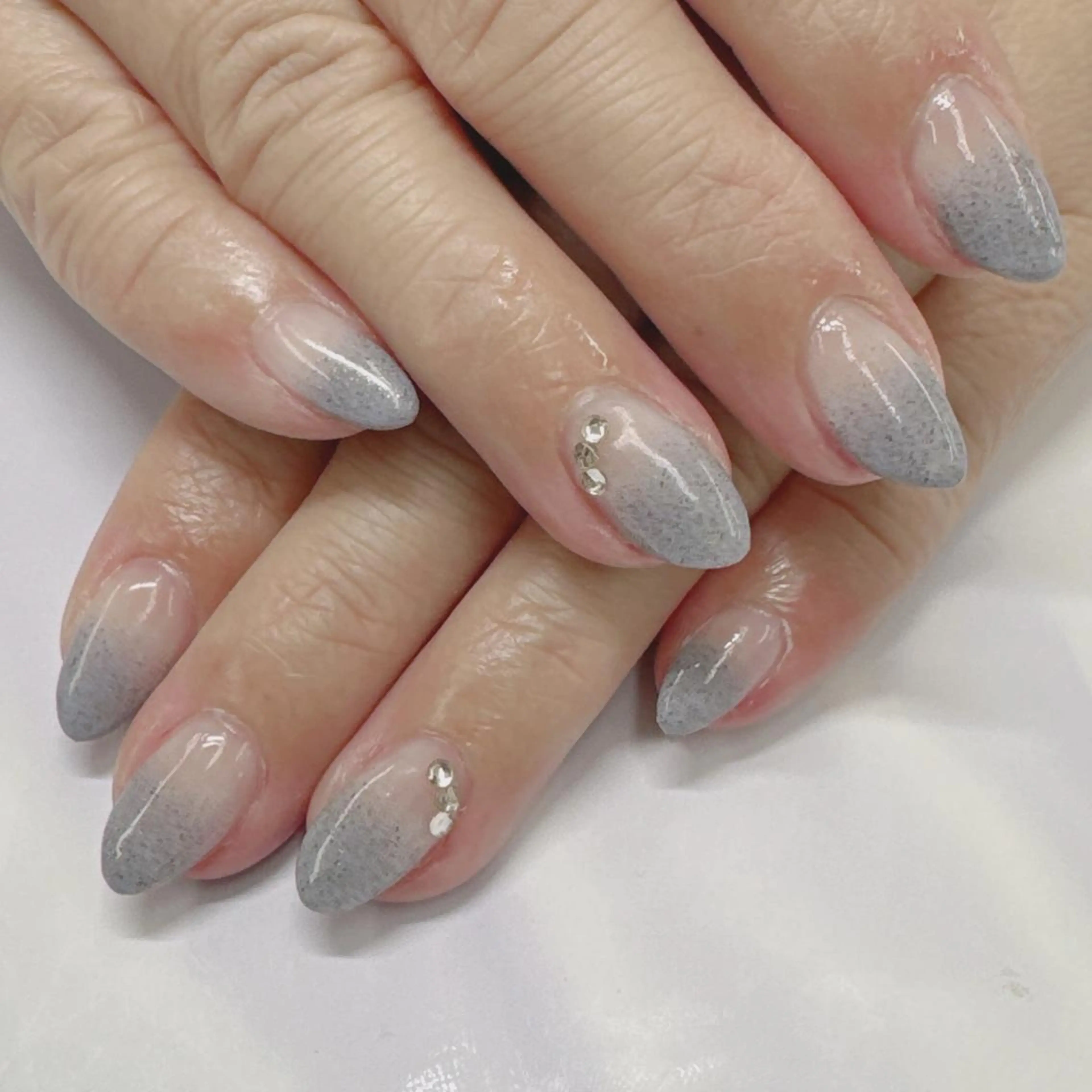 ネイル Nail salon Honey Beeのネイルデザイン