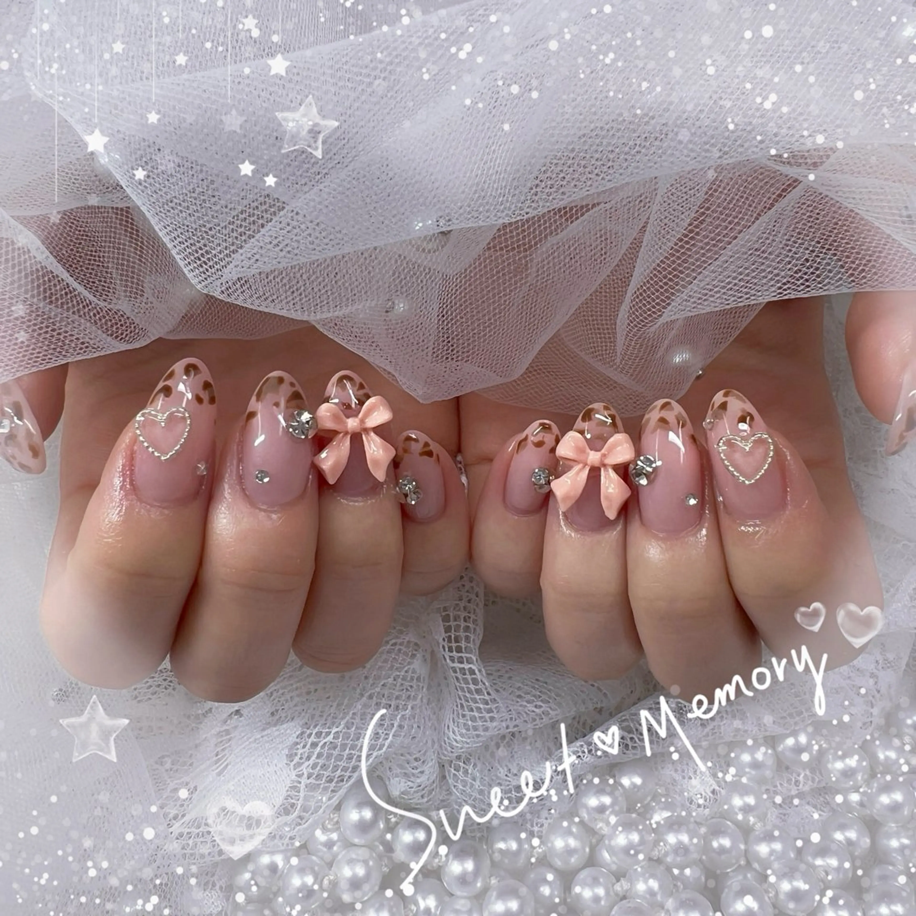 ネイル チークネイル フレンチネイル ガーリー ガラスフレンチ グラデーション ハンドネイル ハンドケア Chill Nailsalonのネイルデザイン