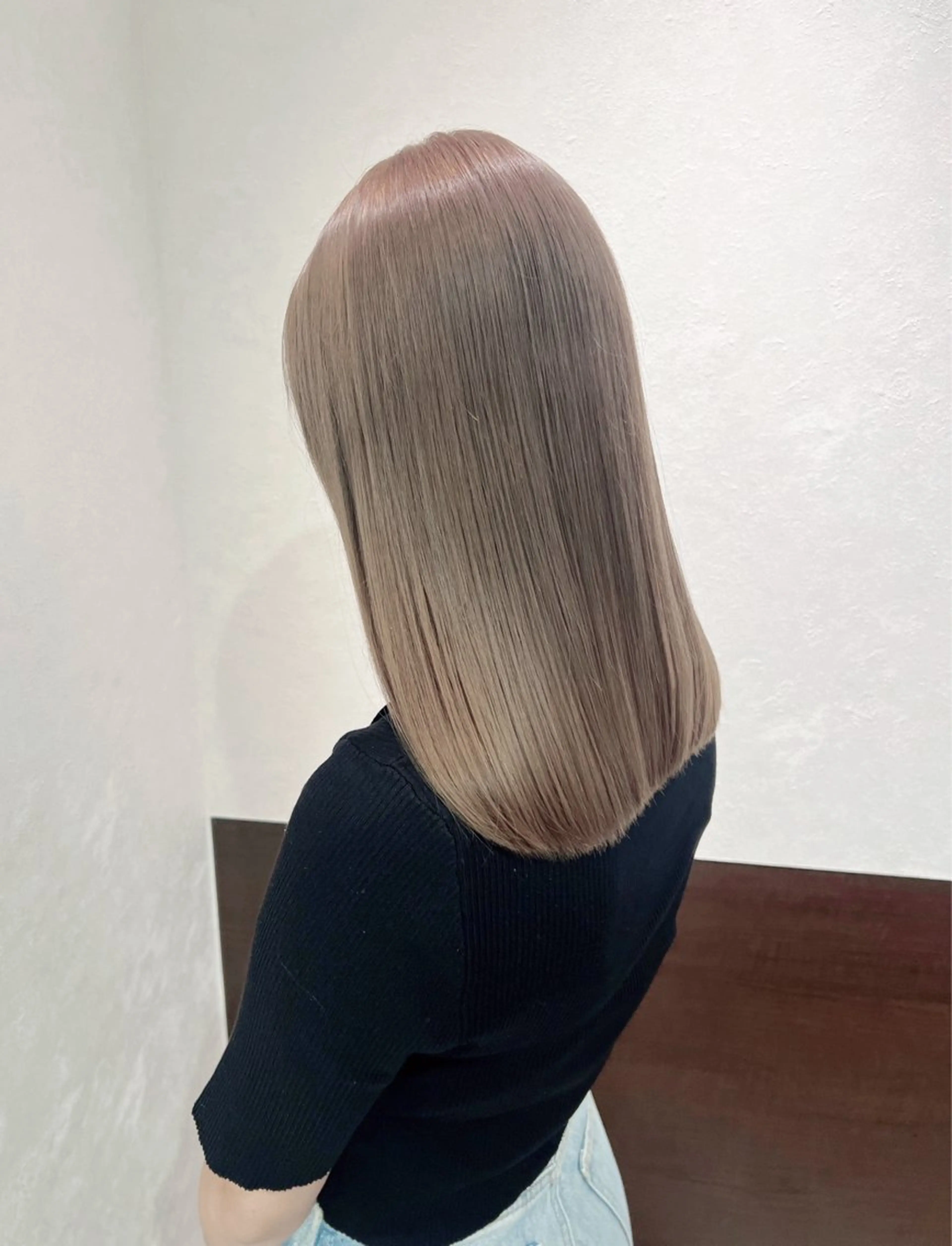 カラー 🖤複雑履歴ブリーチ Mizuki 🖤のヘアスタイル