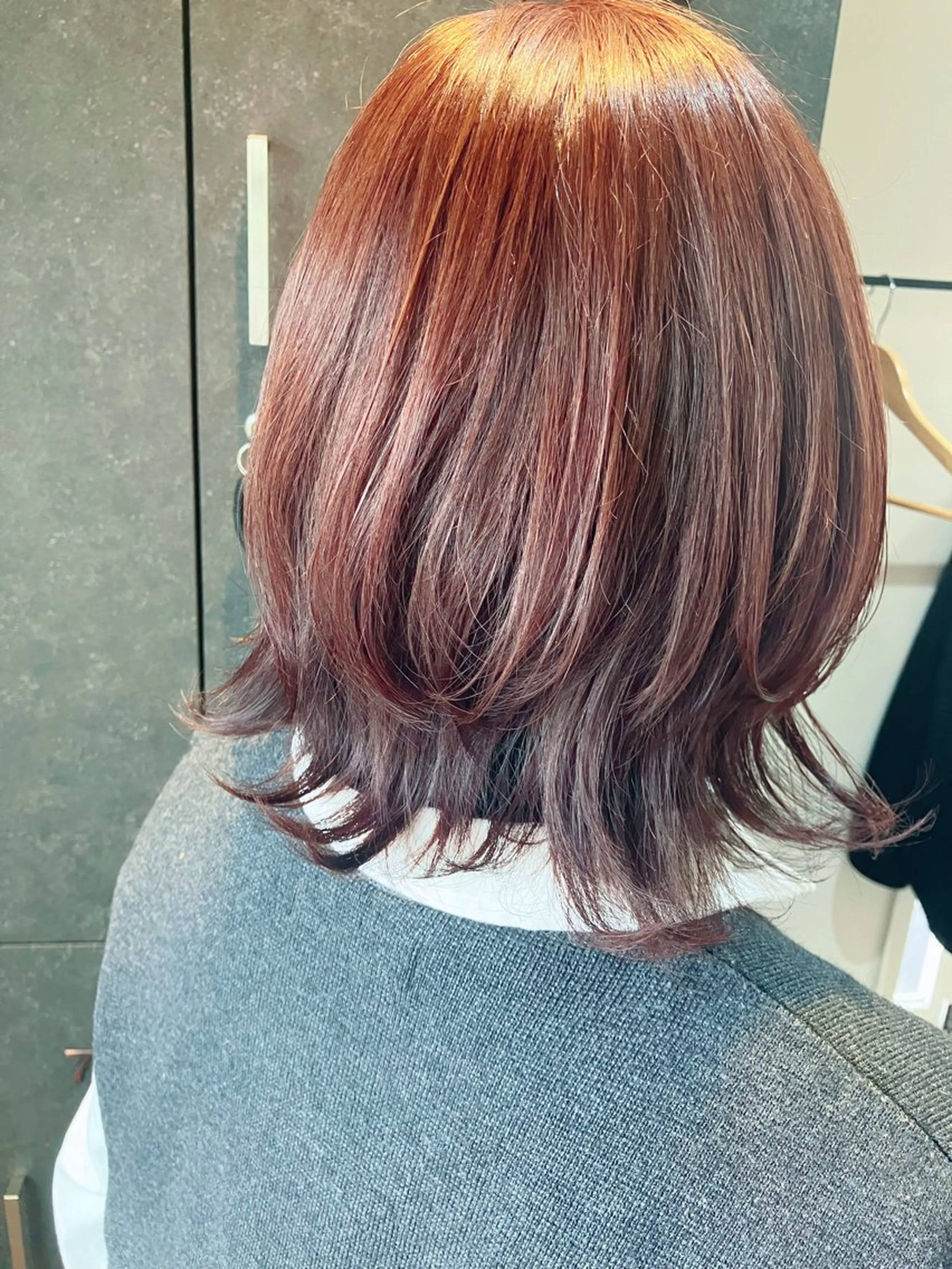 ミディアム 【ツヤ髪特化】 スズキアキエのヘアスタイル