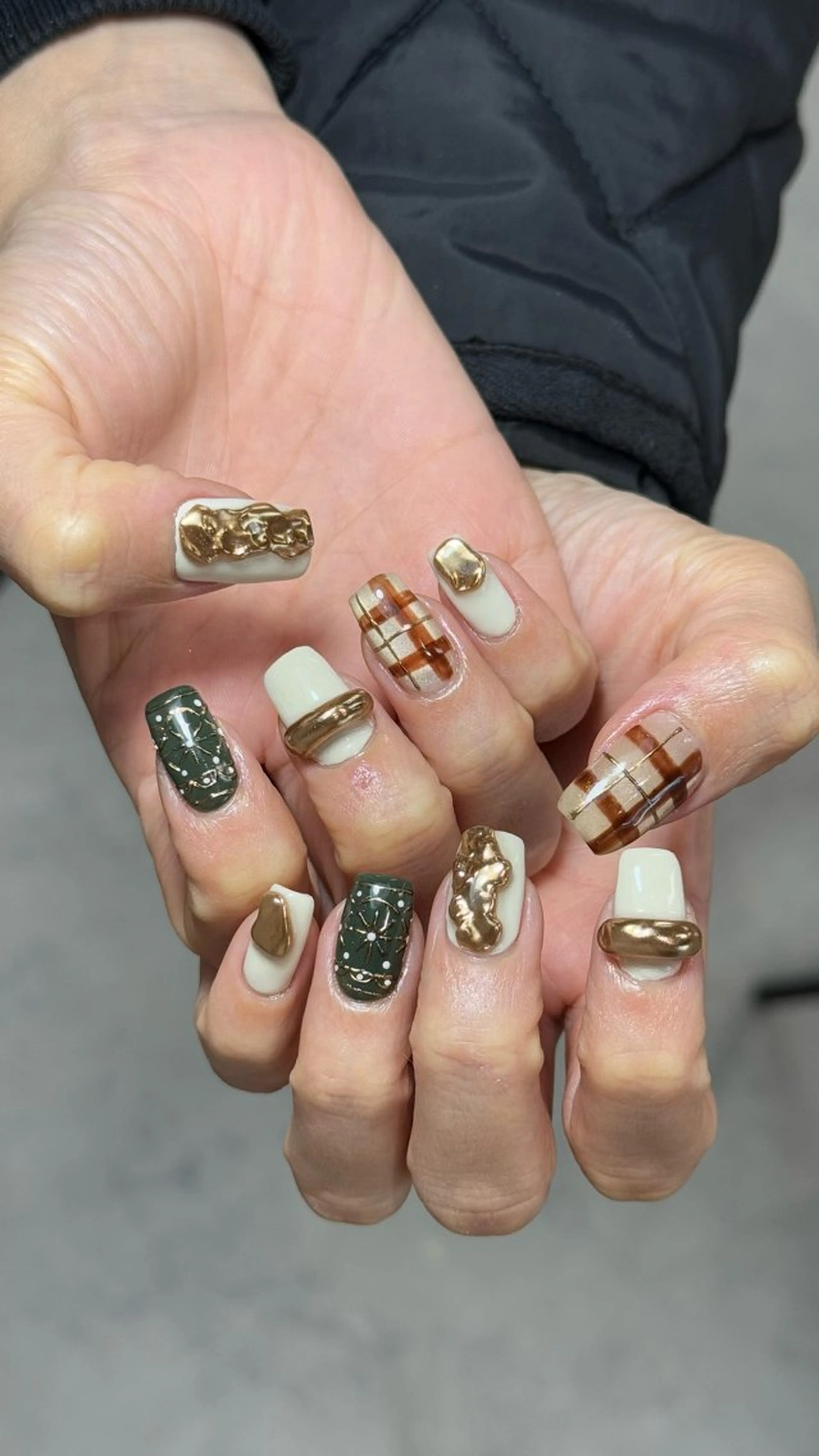 ネイル MISATO ネイリスト福岡/薬院のネイルデザイン