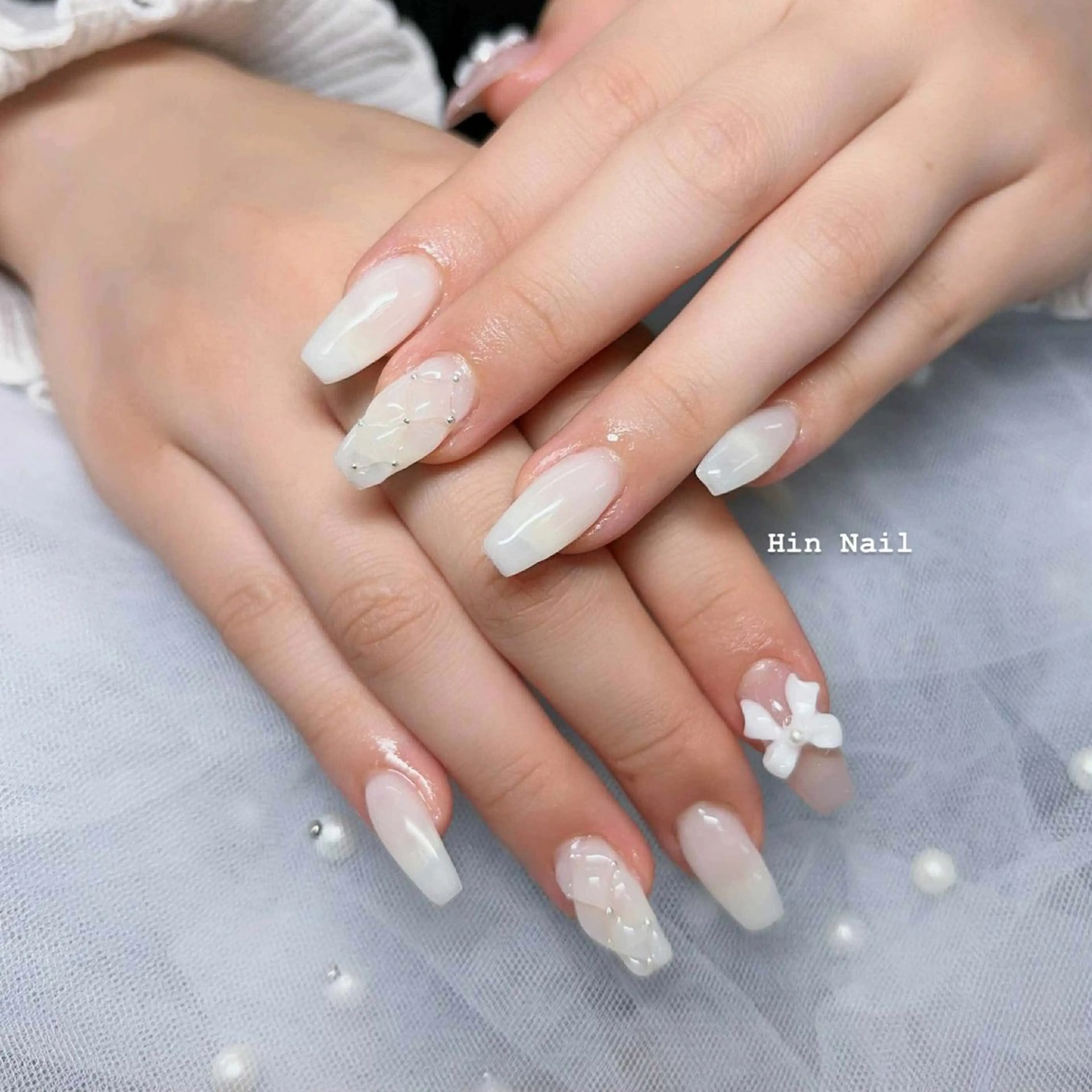 ネイル ハンドネイル Hin Nailsのネイルデザイン