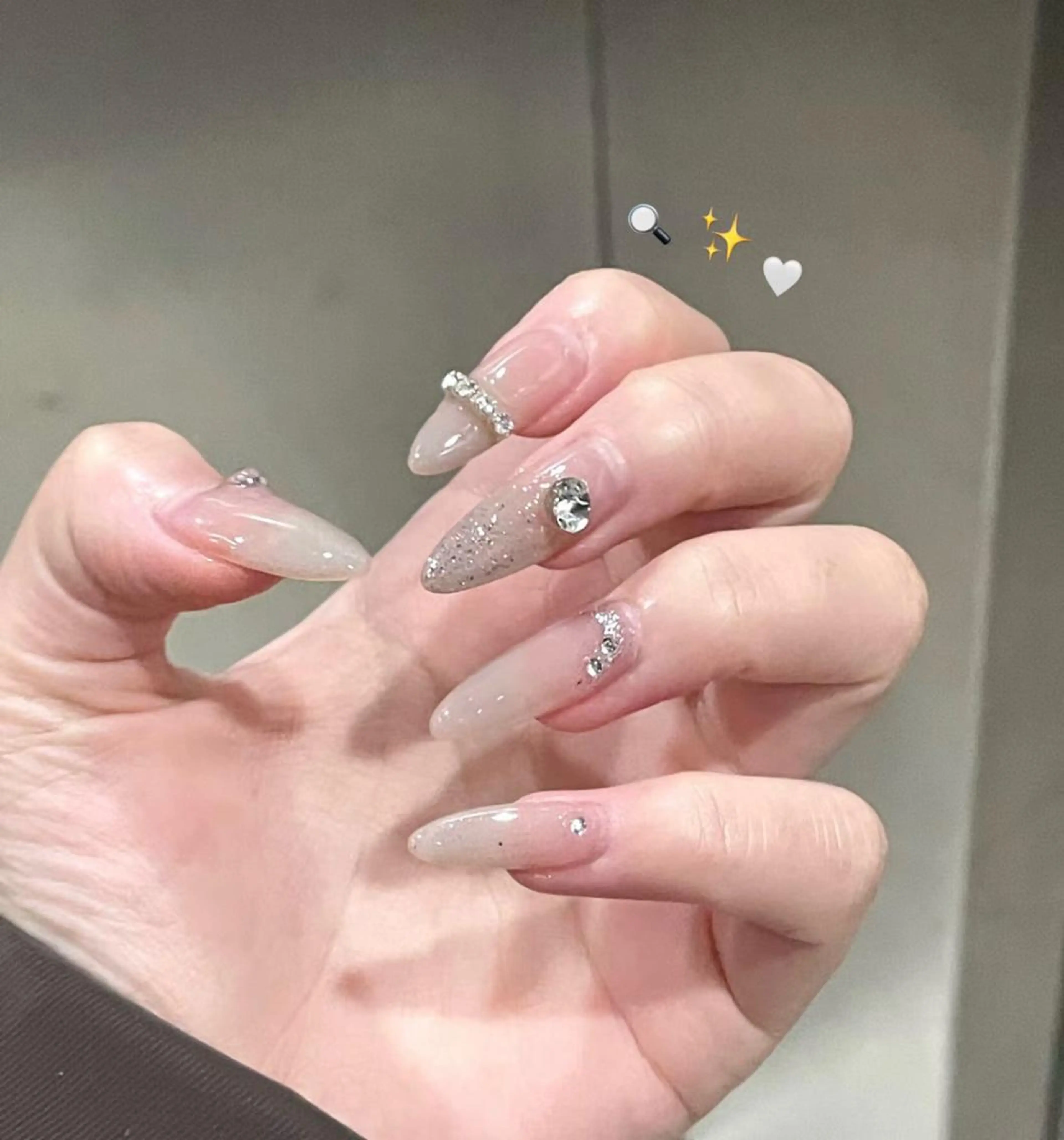 ネイル ハンドネイル Pure&Rich Nailのネイルデザイン