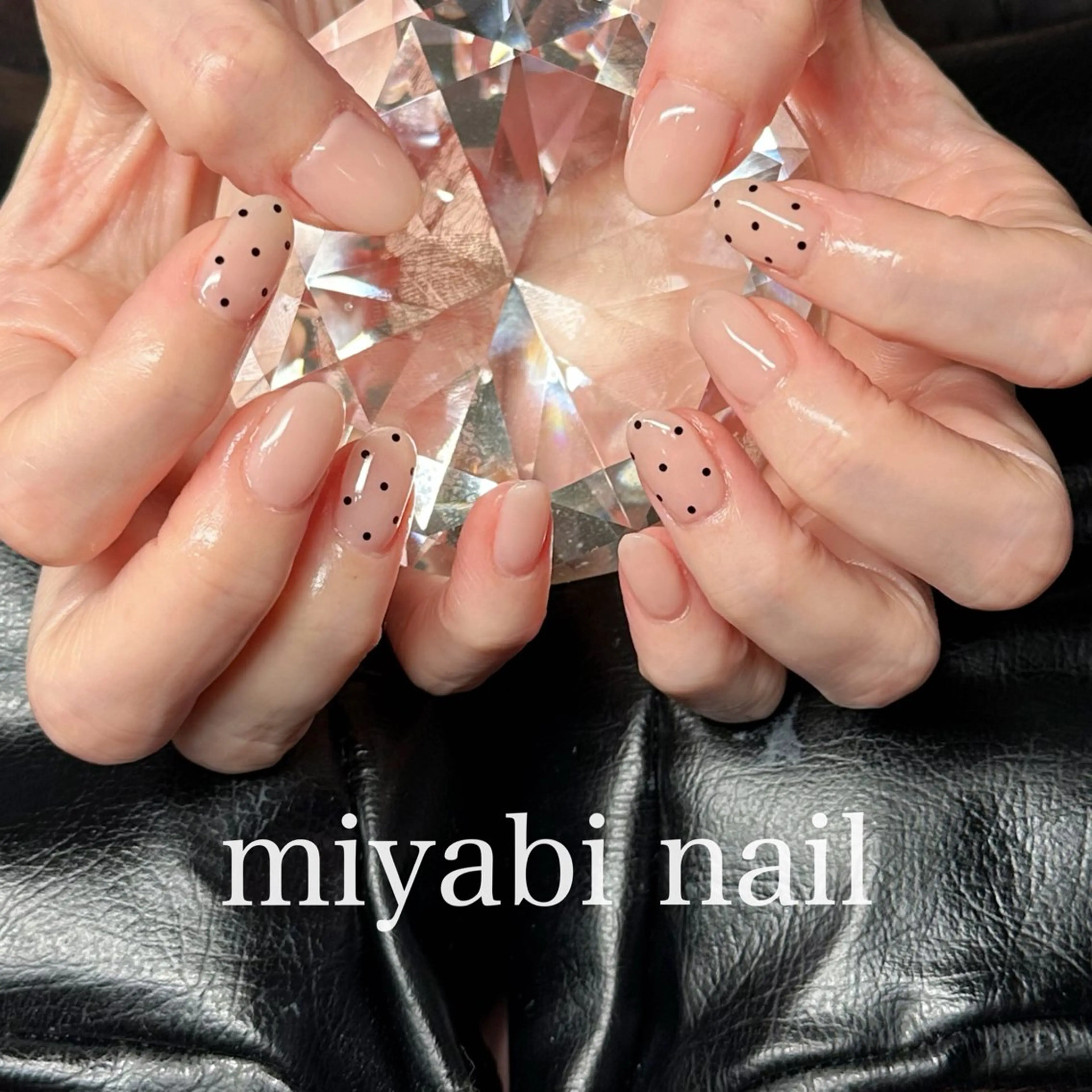 ネイル ドット ジェルネイル 持ち込み シンプルネイル 夏ネイル ハンドネイル miyabi nail 桂川駅近くのネイルデザイン