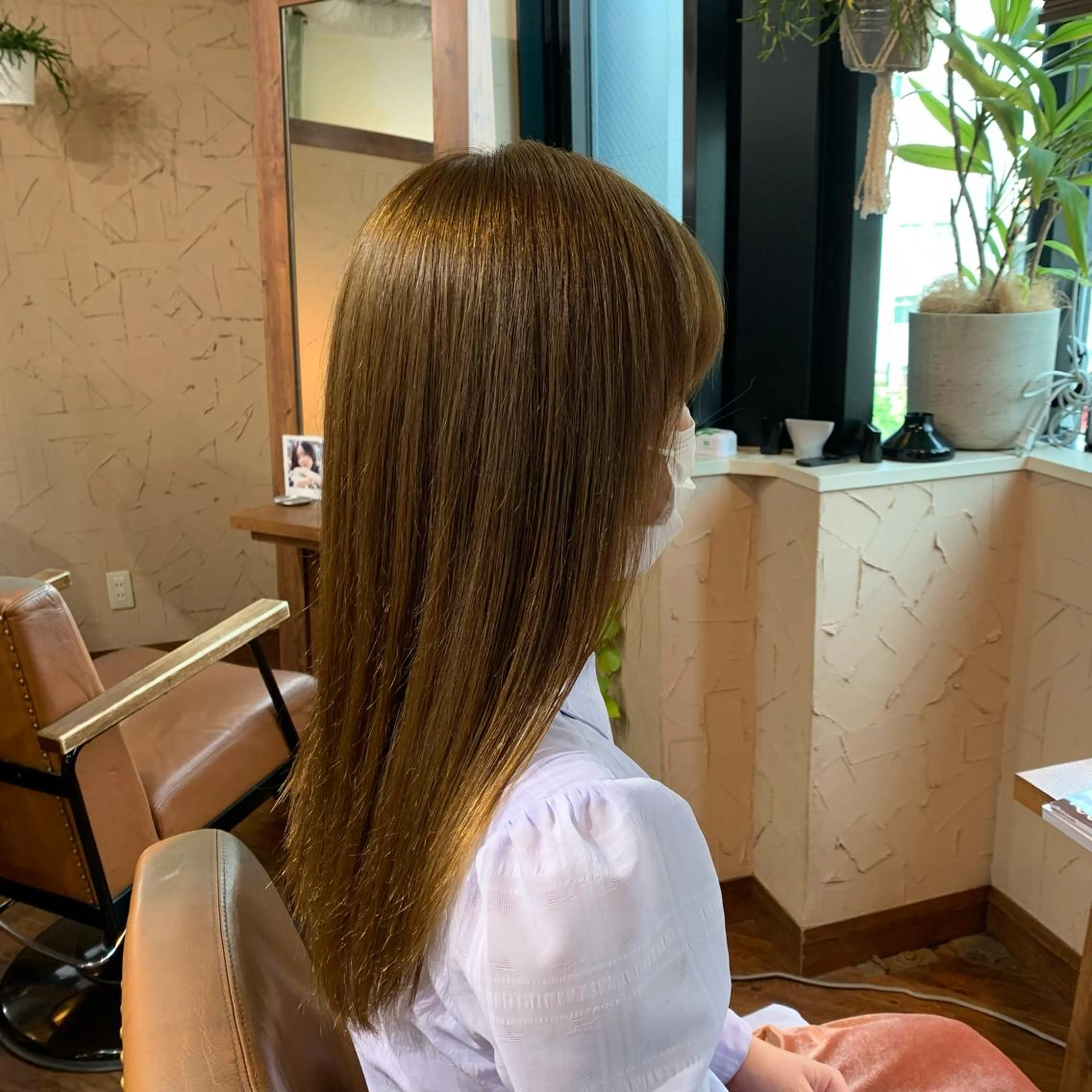 セミロング 武田尚子🌸 自然に仕上がる矯正のヘアスタイル