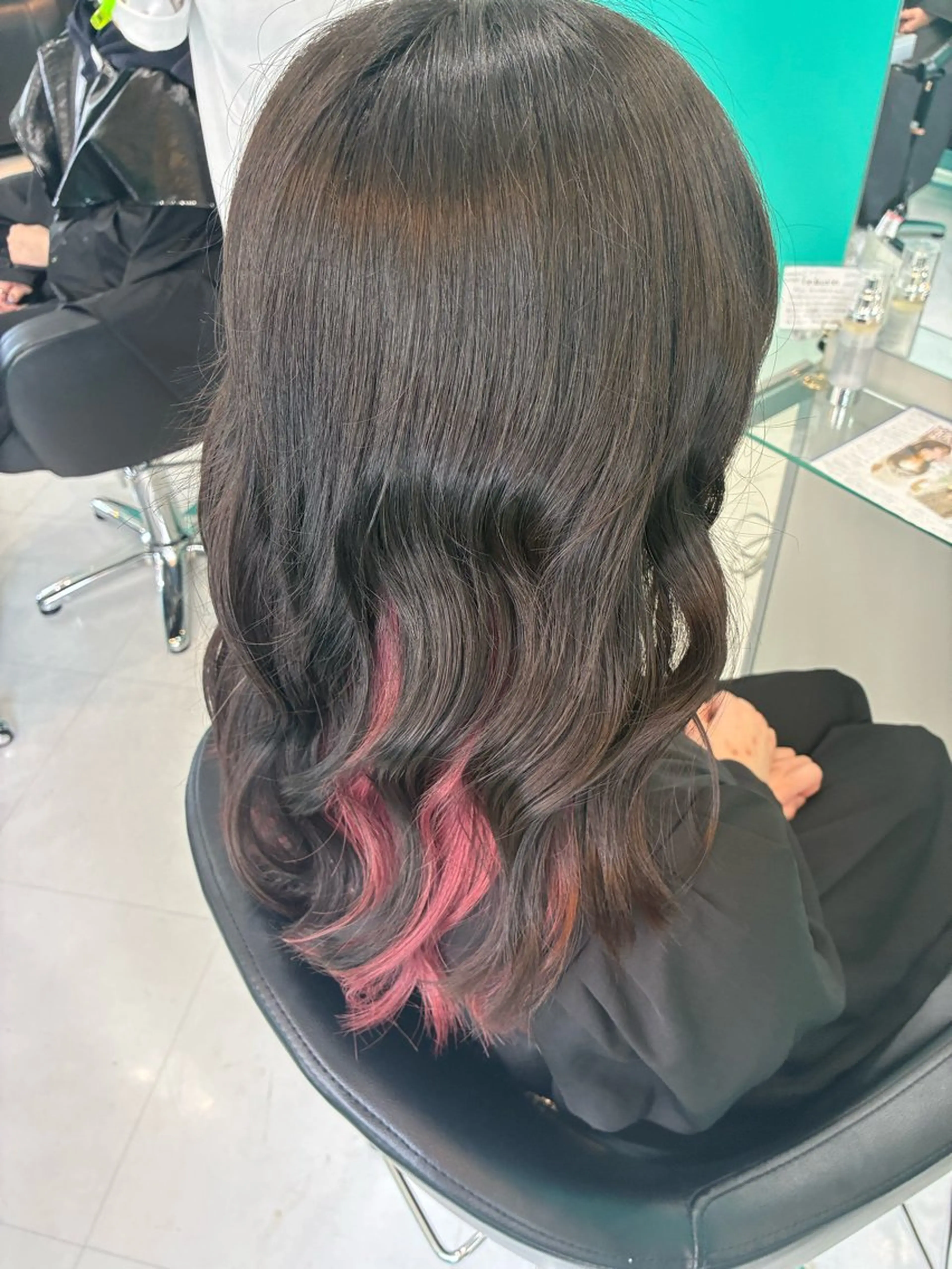 カラー 地雷系/サブカル/ ハイトーン/がーたんのヘアスタイル