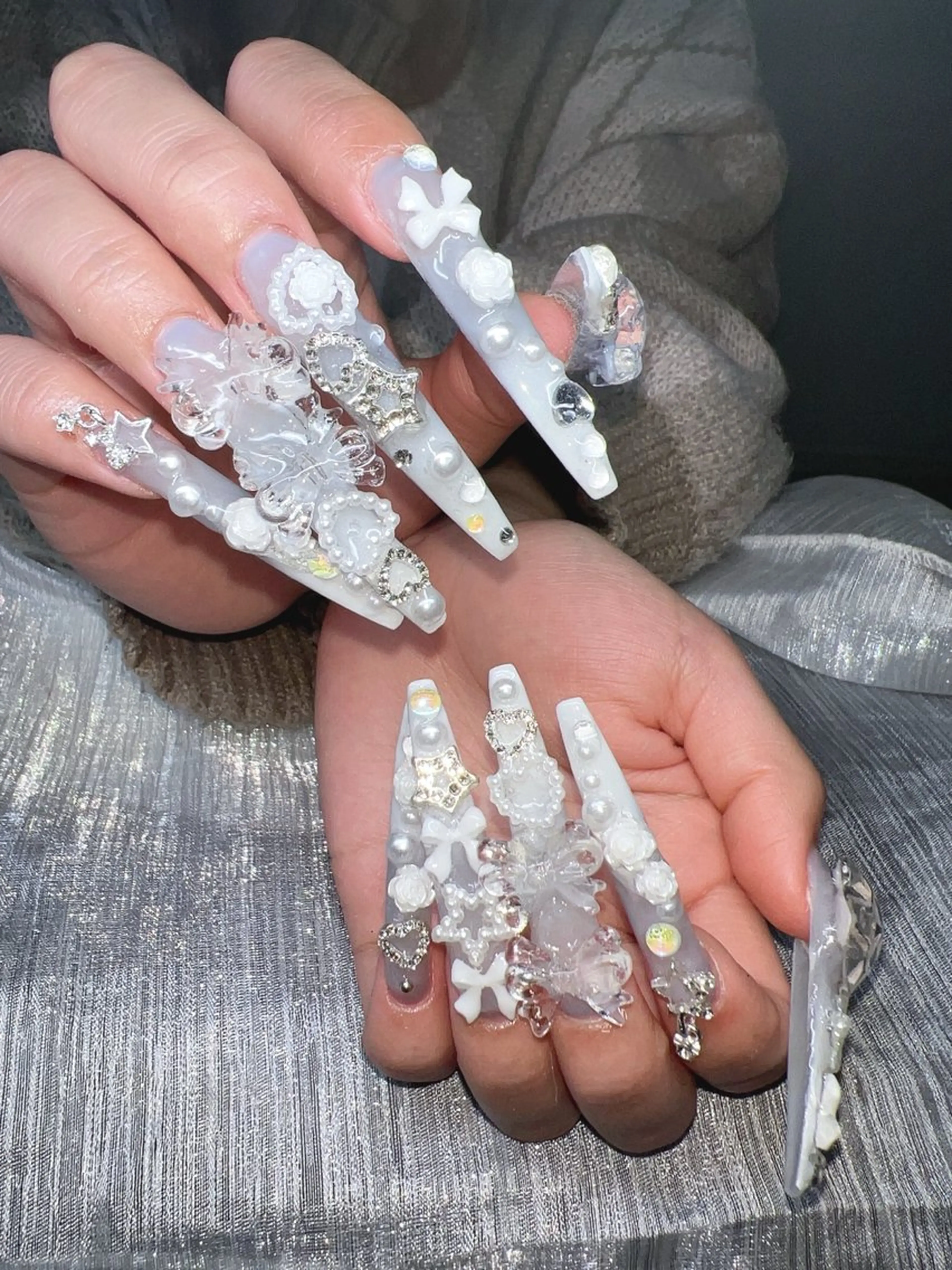 ネイル オーロラネイル チークネイル 長さ出し フットネイル フレンチネイル ハンドネイル Lee Nailsのネイルデザイン