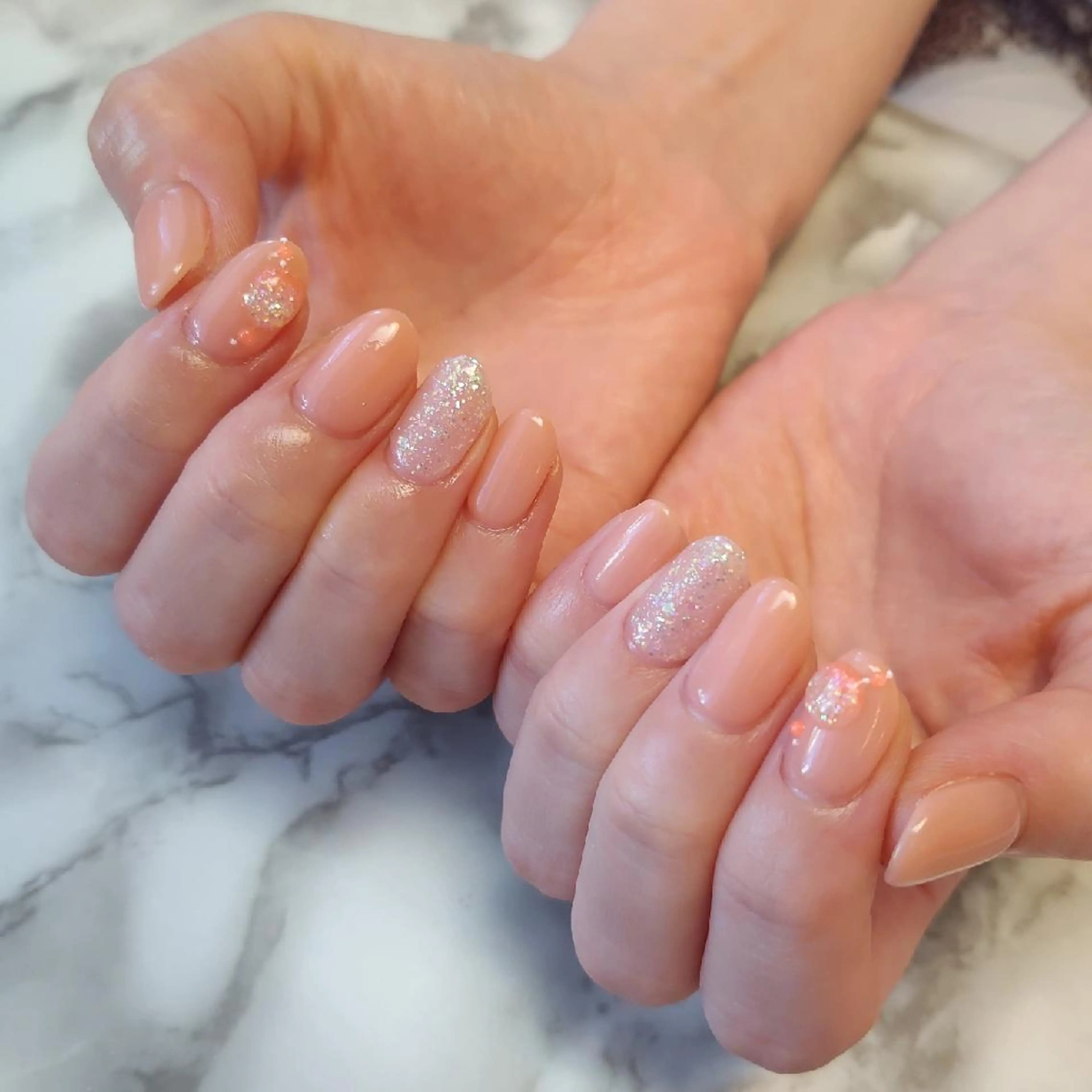 ネイル ジェヌインネイル 河内のネイルデザイン