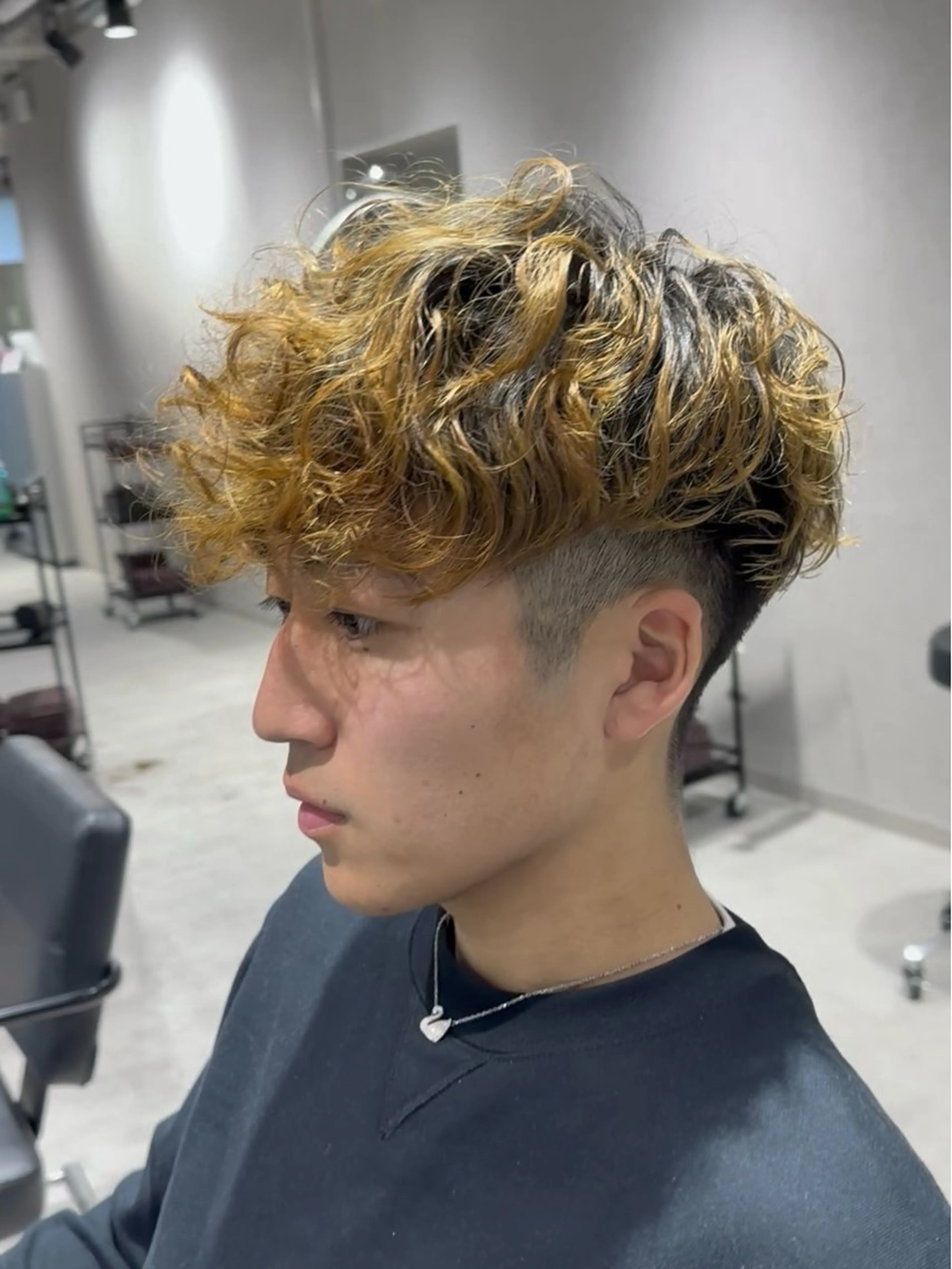 ショート パーマ メンズ スペインカール カット パーマ メンズパーマ職人 パーマ🔥ritaのヘアスタイル