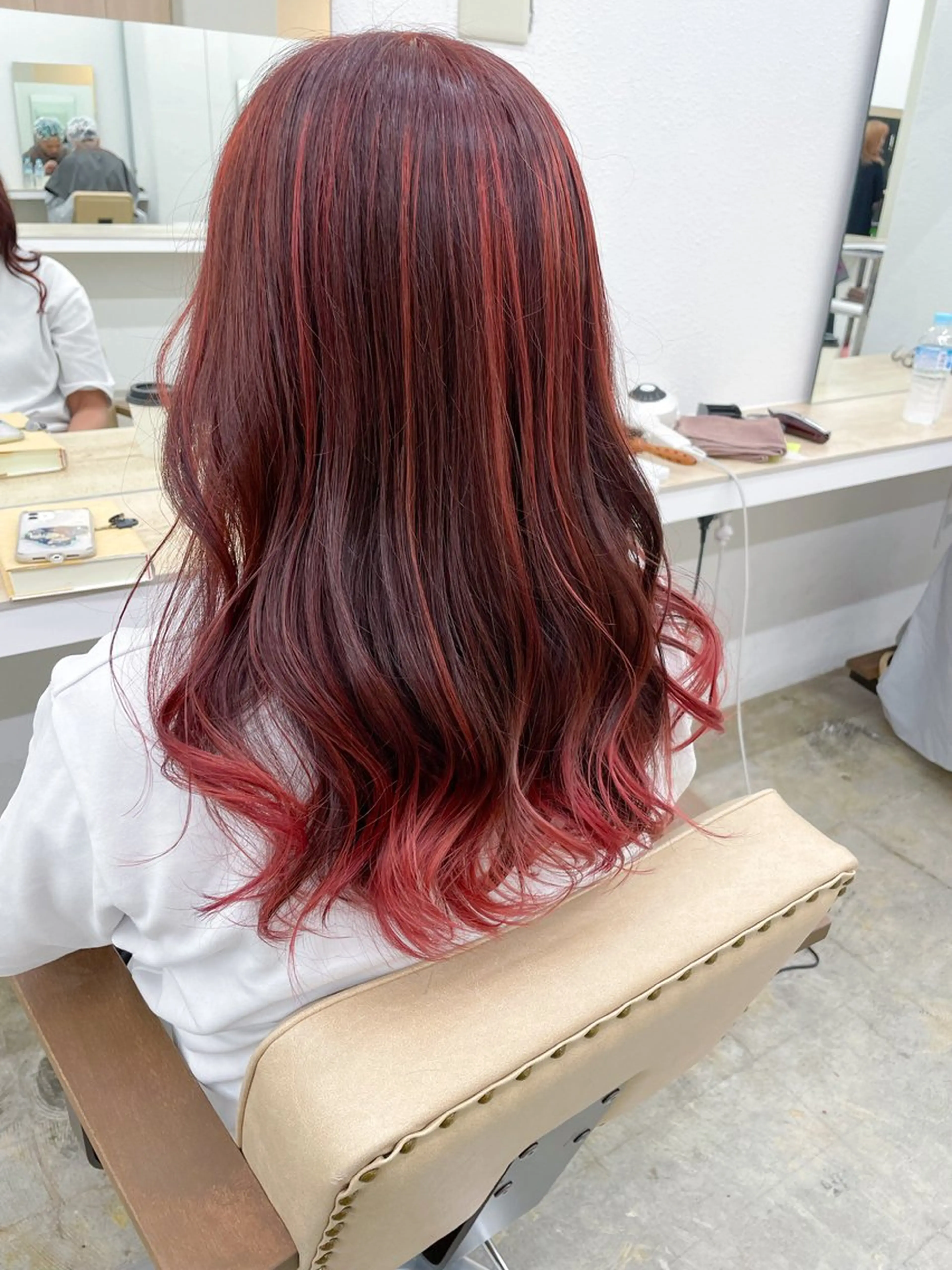 セミロング カラー ブリーチ ケアブリーチ デザインカラー グラデーションカラー ハイライトカラー ヘアカラー トリートメント ハイトーン/レイヤー /ケアブリーチ石川治のヘアスタイル