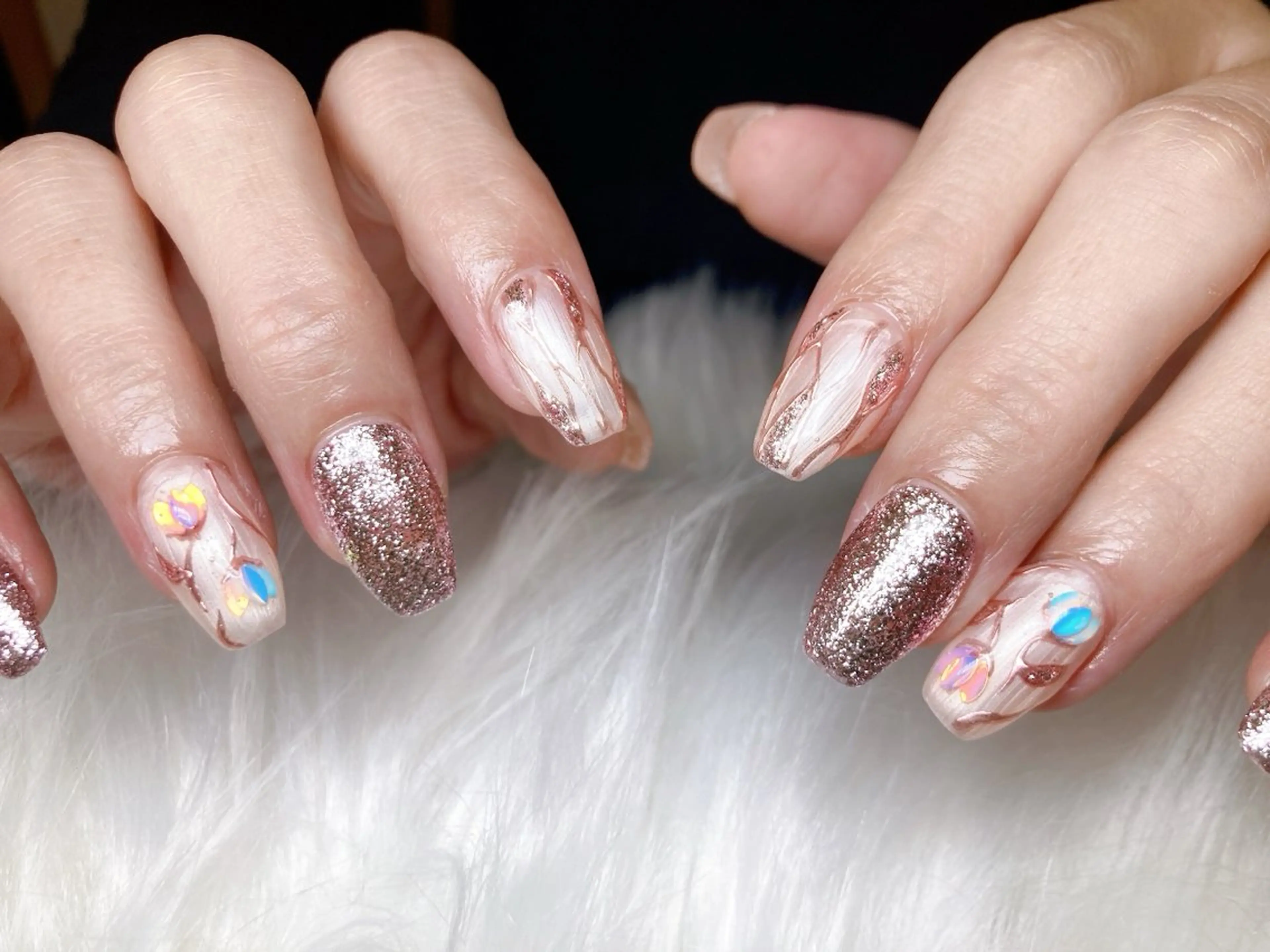 ネイル ECLAT エクラ所属・寺山 千鶴のネイルデザイン