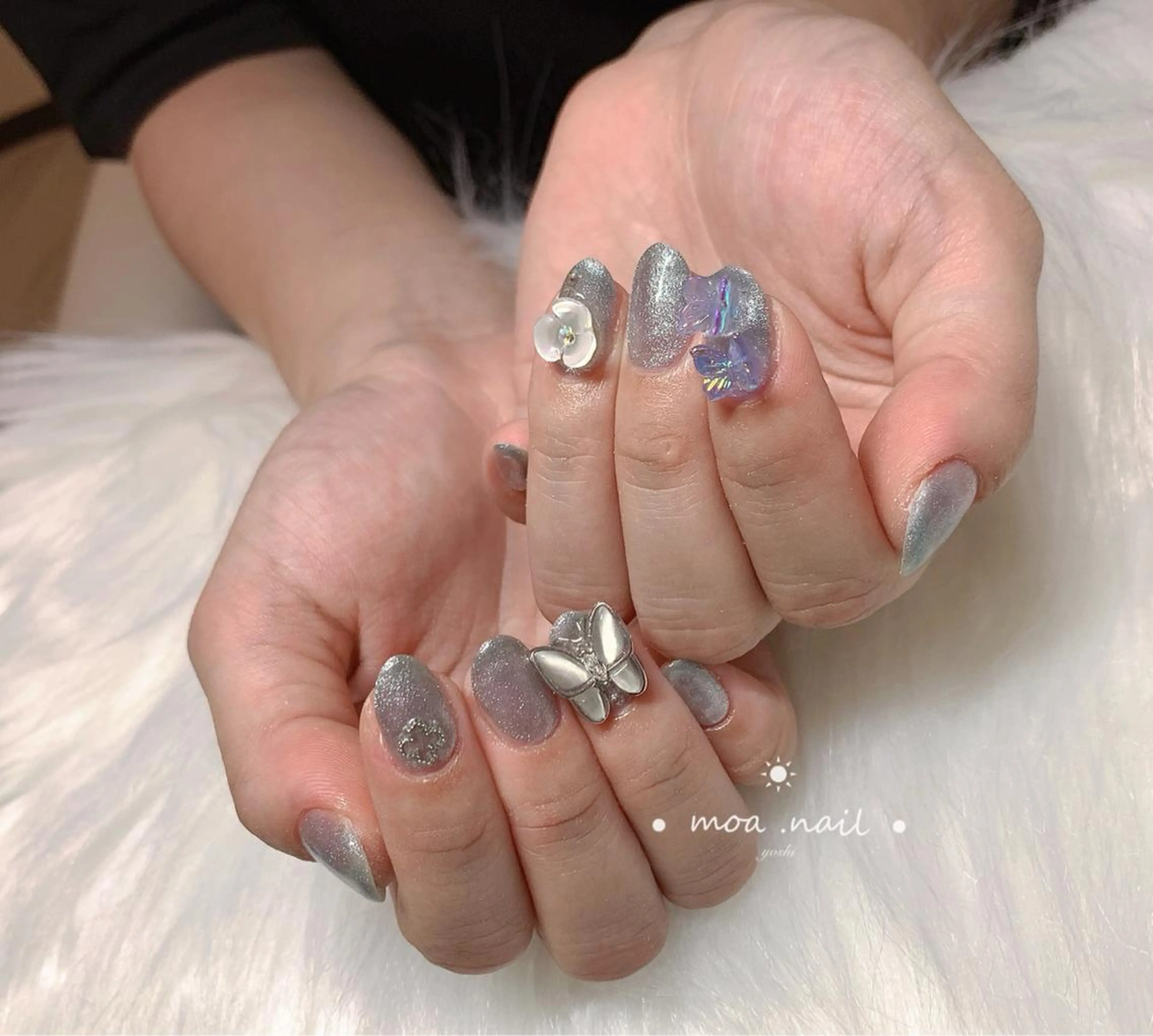 ネイル MoaNail🫶 Yoshiのネイルデザイン