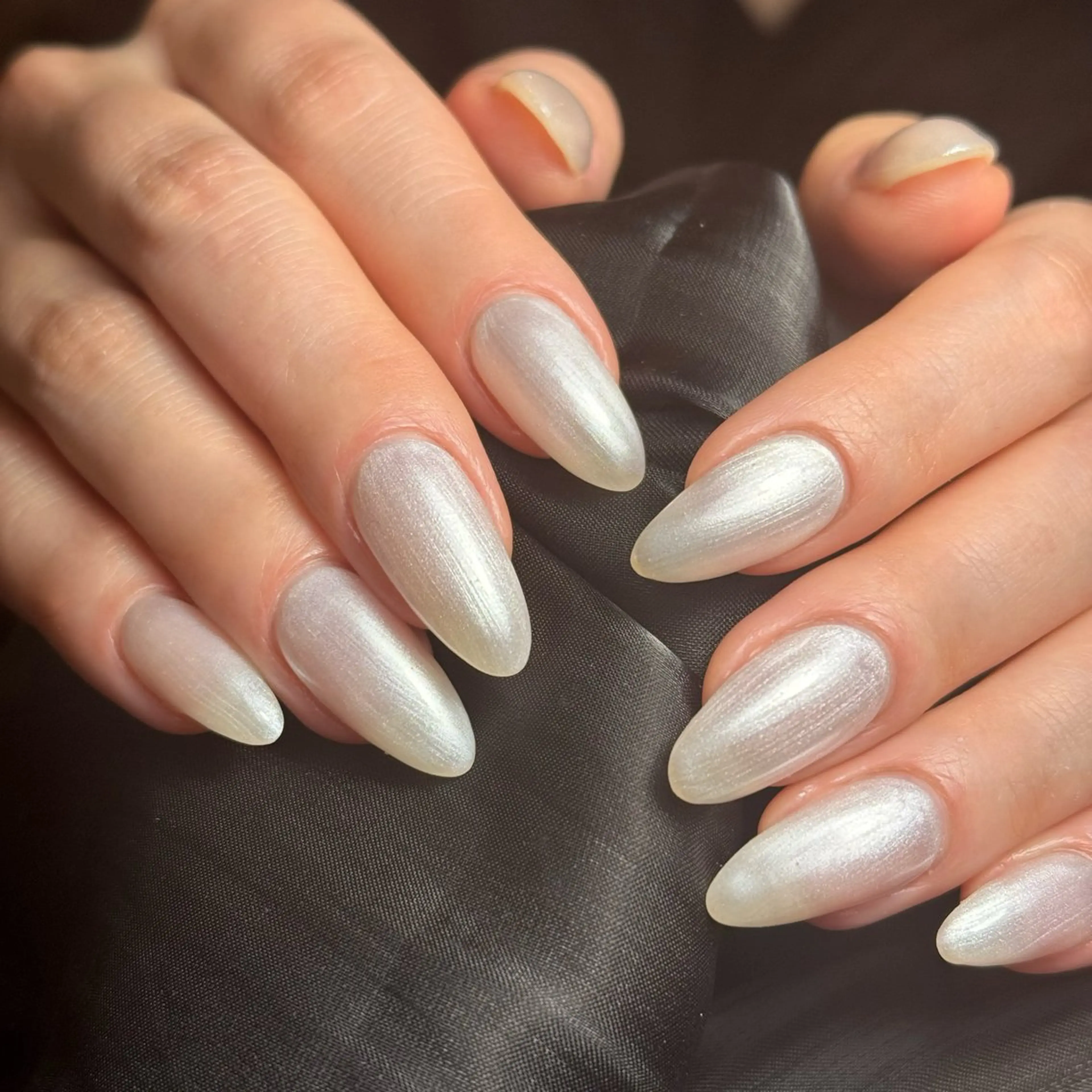 カラー ハンドネイル ハンドケア BLinLin nail salonのネイルデザイン