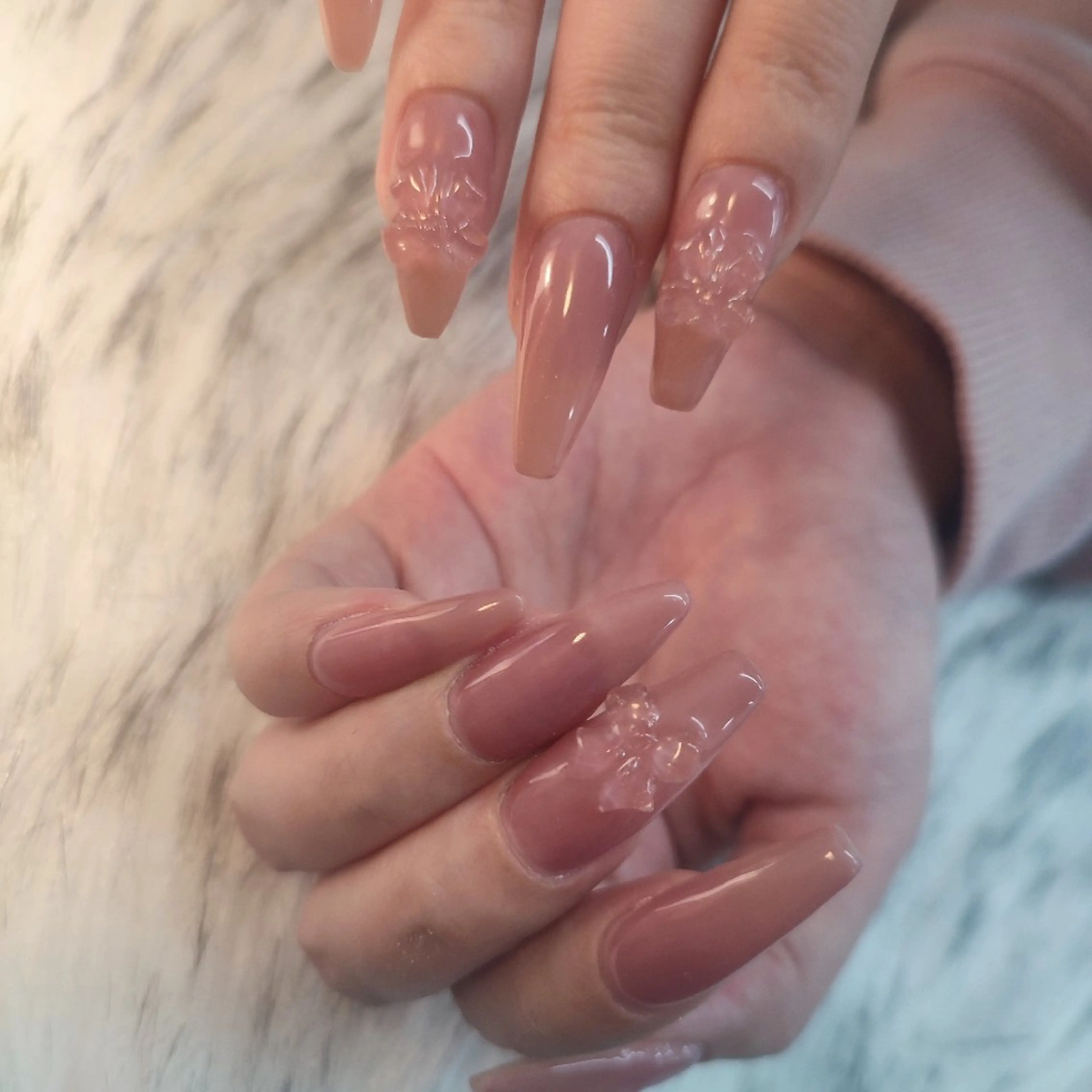 ネイル ハンドネイル RUNWAY 　　の眉毛・アイブロウイメージ