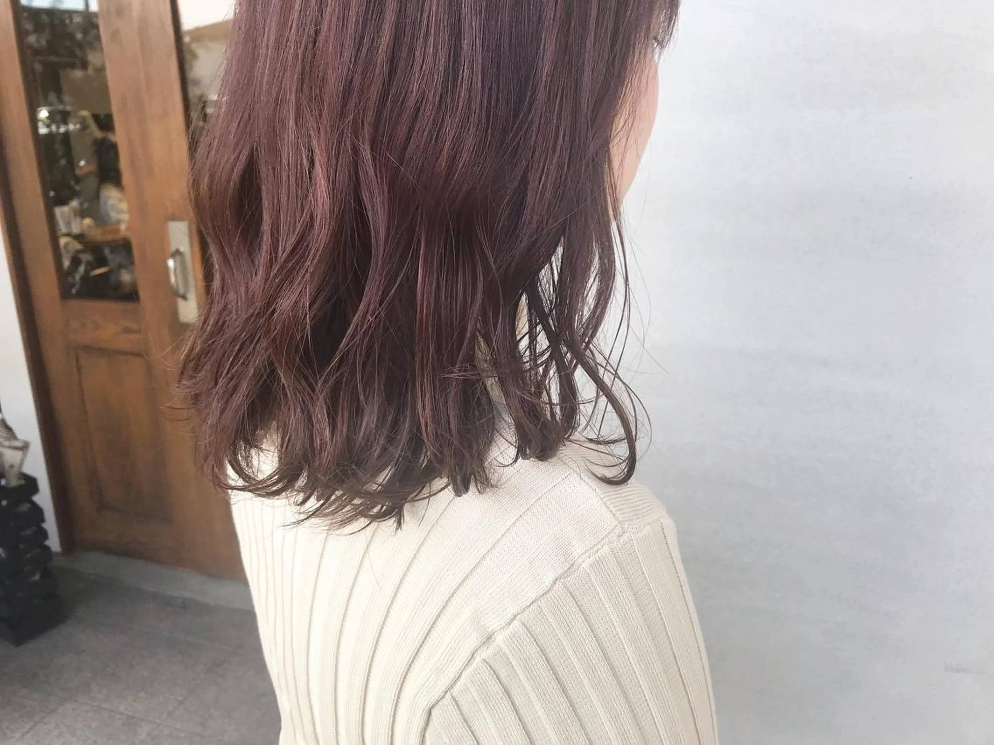 ミディアム カラー ラベンダーカラー ラベンダーピンク ピンクカラー 吉田 早織のヘアスタイル