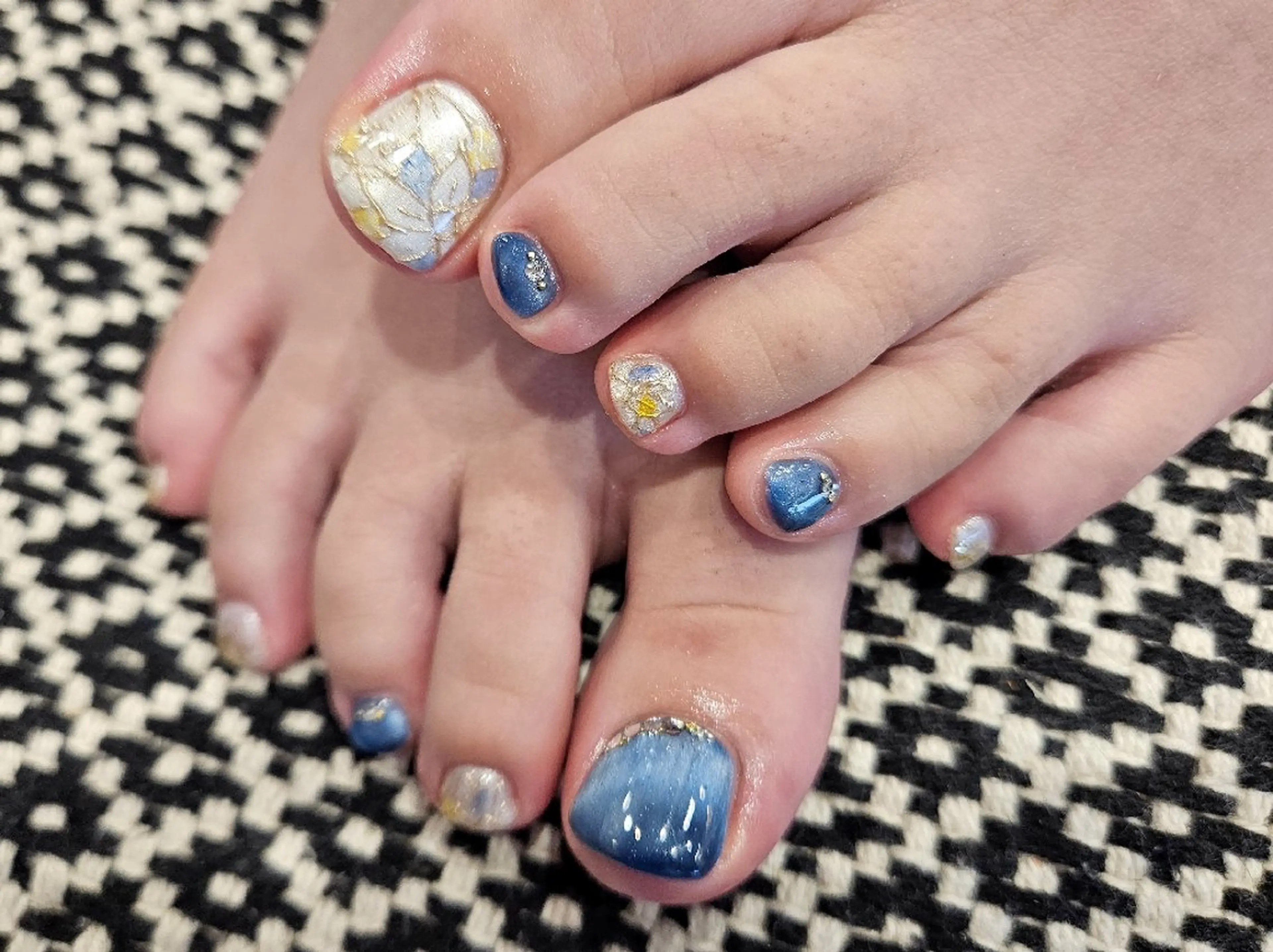 ネイル フットネイル 関口 友菜のヘアスタイル