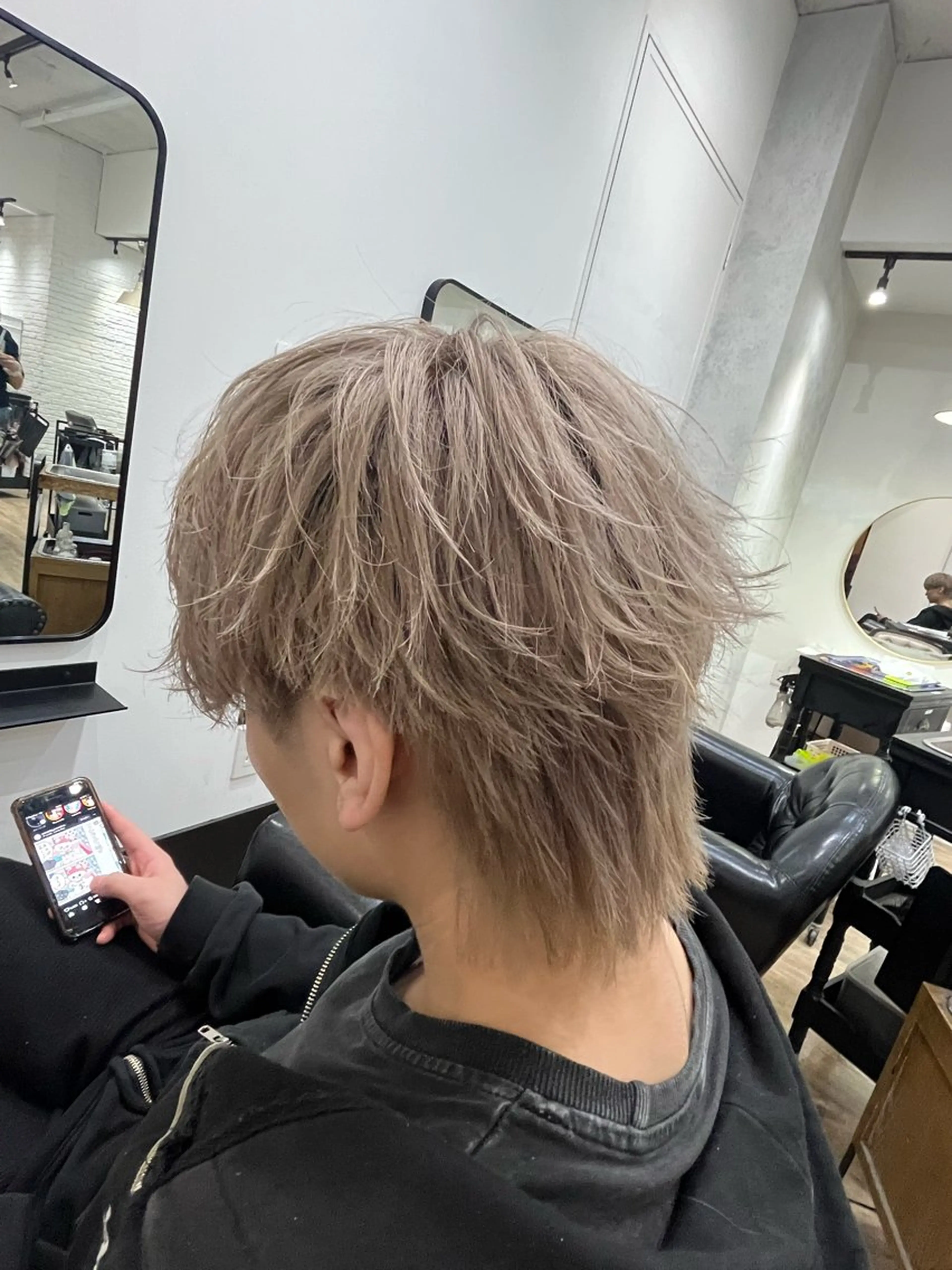 カラー メンズ ベージュカラー ダブルカラー ミルクティーベージュ メンズカット/ 嶋本敬心のヘアスタイル