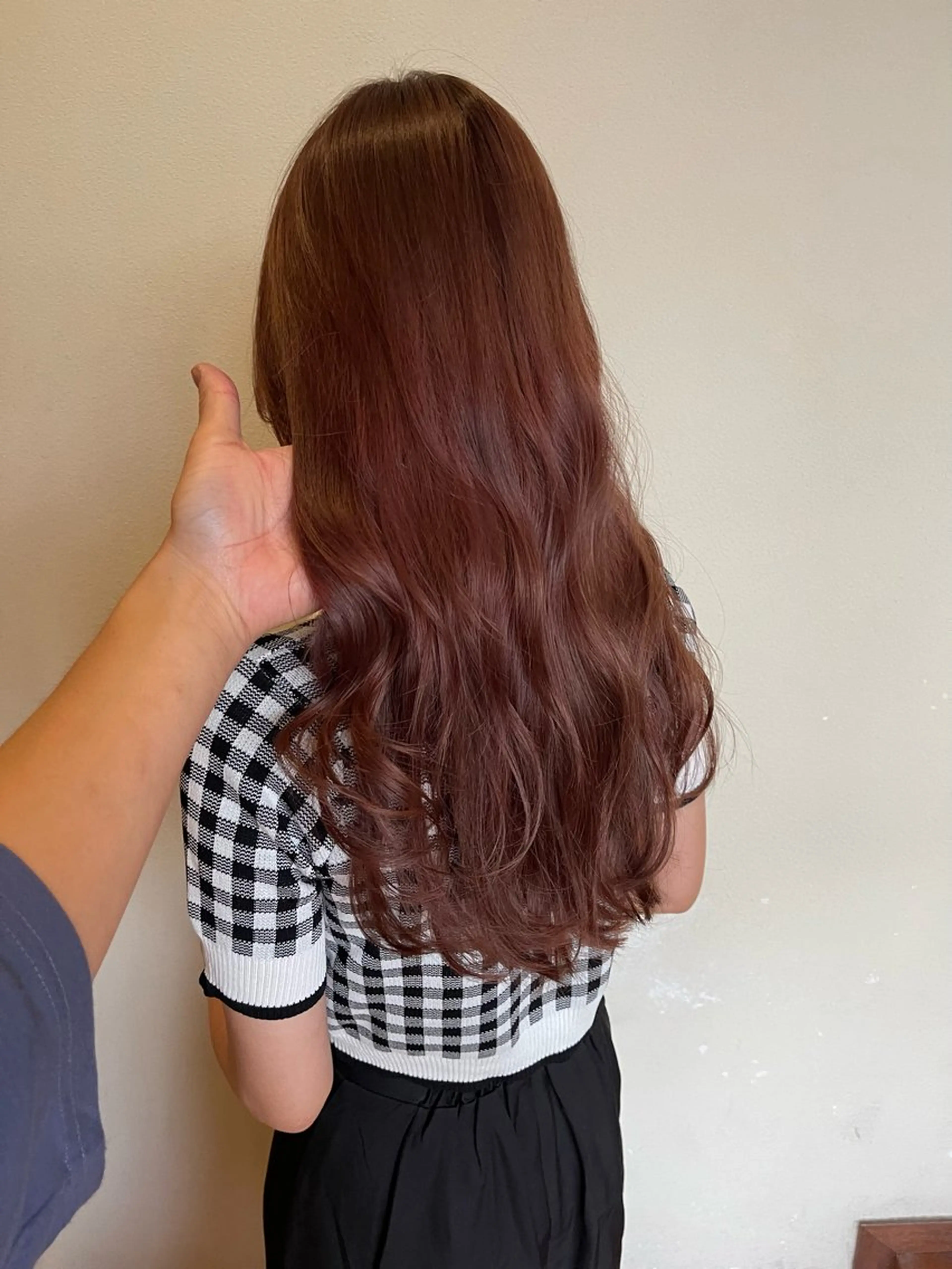 ロング カラー ベージュカラー ピンクカラー ピンクベージュ カット ヘアカラー トリートメント 田室 和幸のヘアスタイル