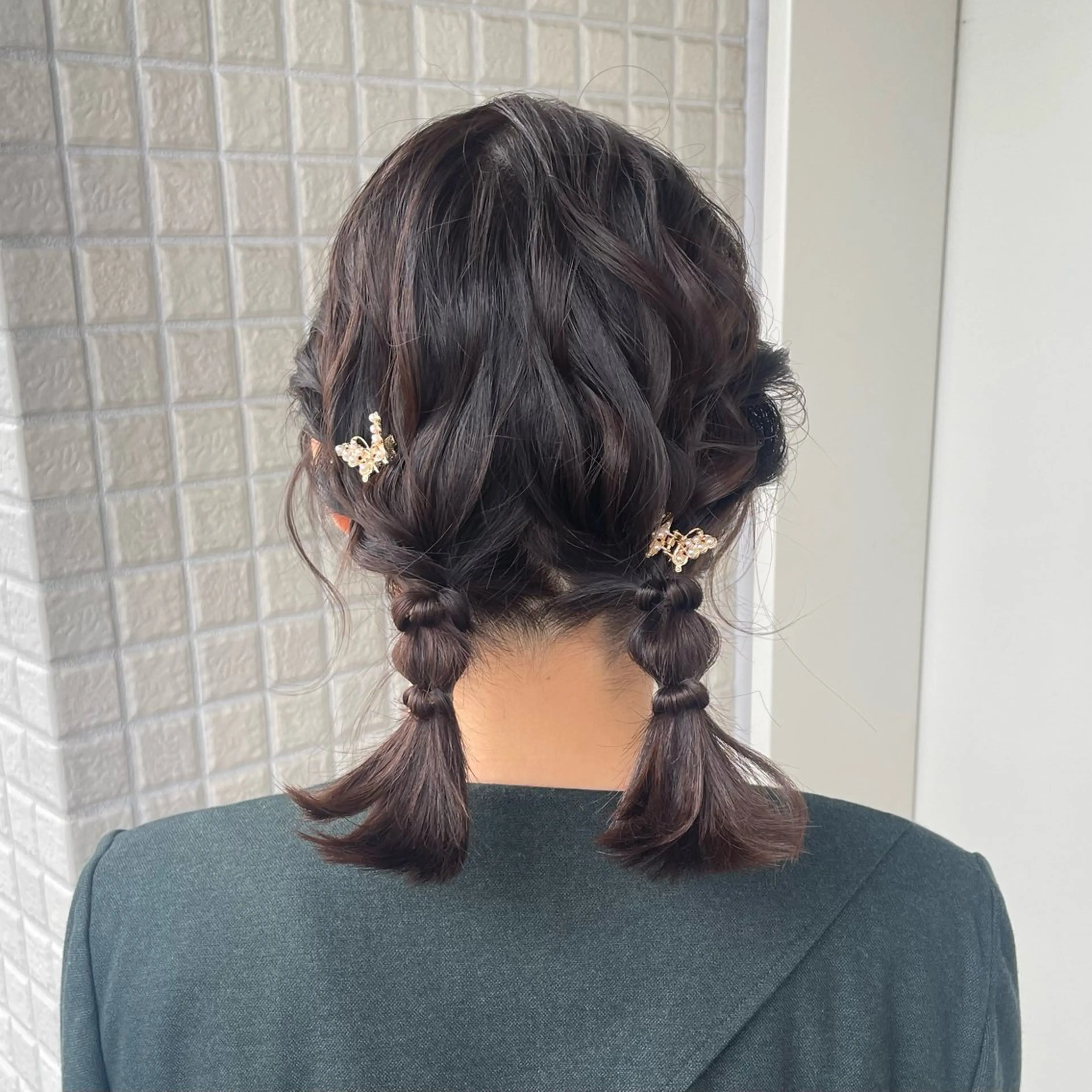 ヘアアレンジ ヘアセット 艶感カラー/オリーブ アレンジ：♡のヘアスタイル