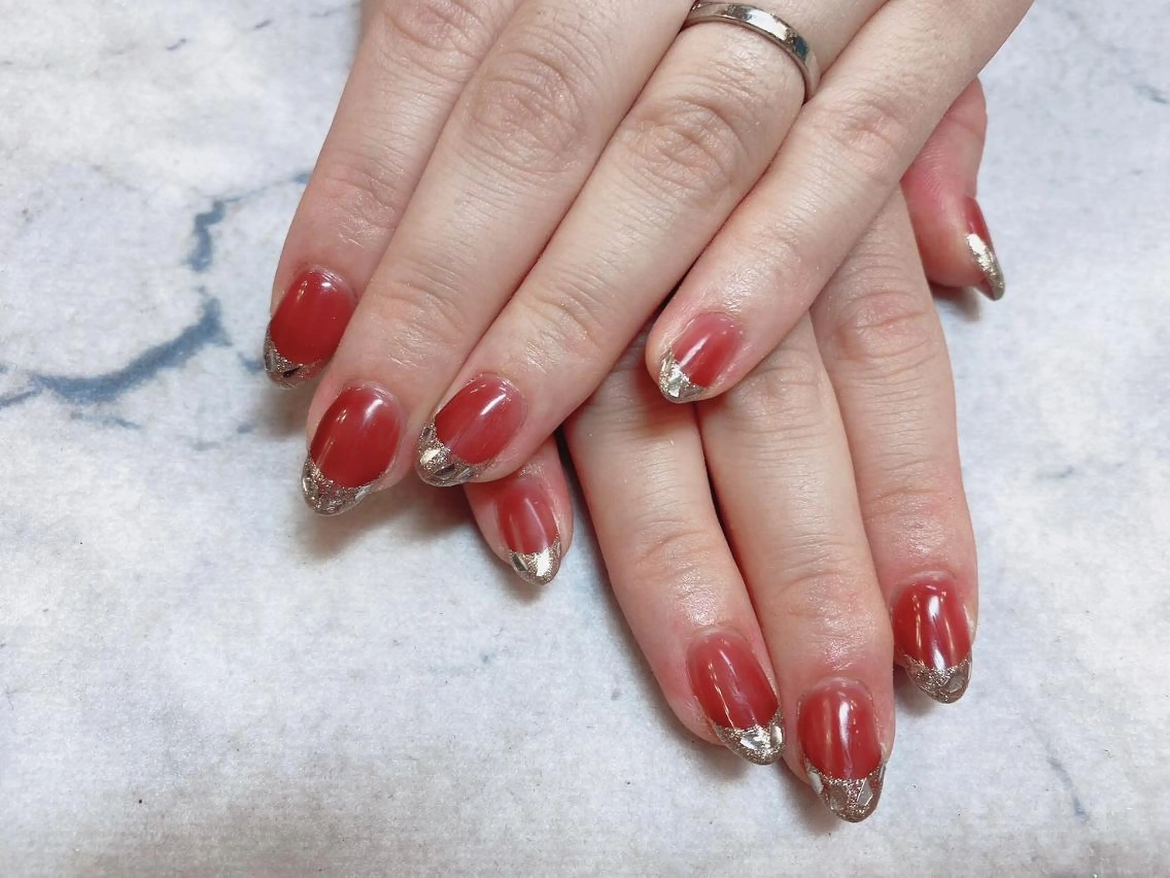 ネイル ネイルリボン 受付スタッフのネイルデザイン