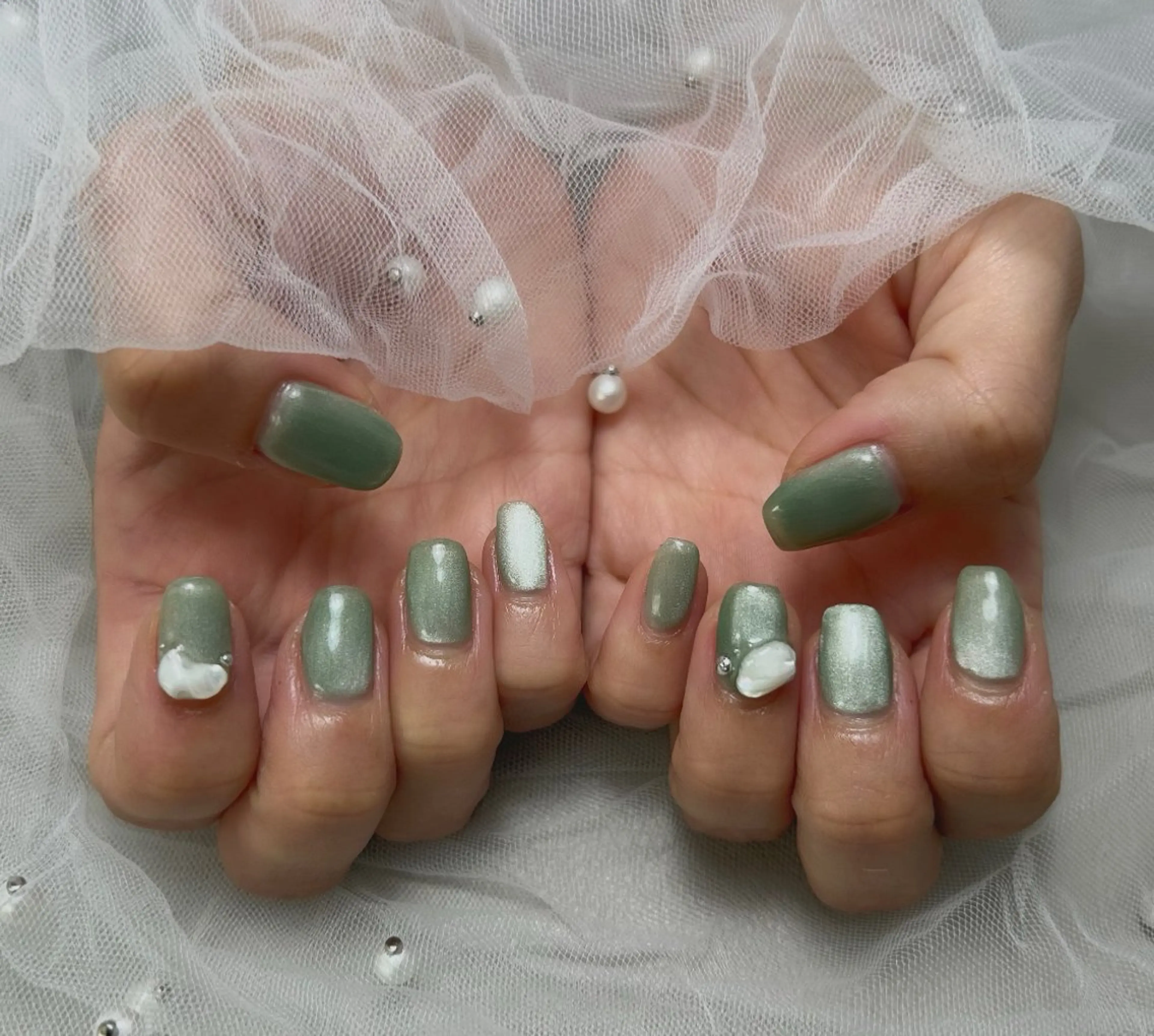 ネイル 佐藤 友里絵のネイルデザイン