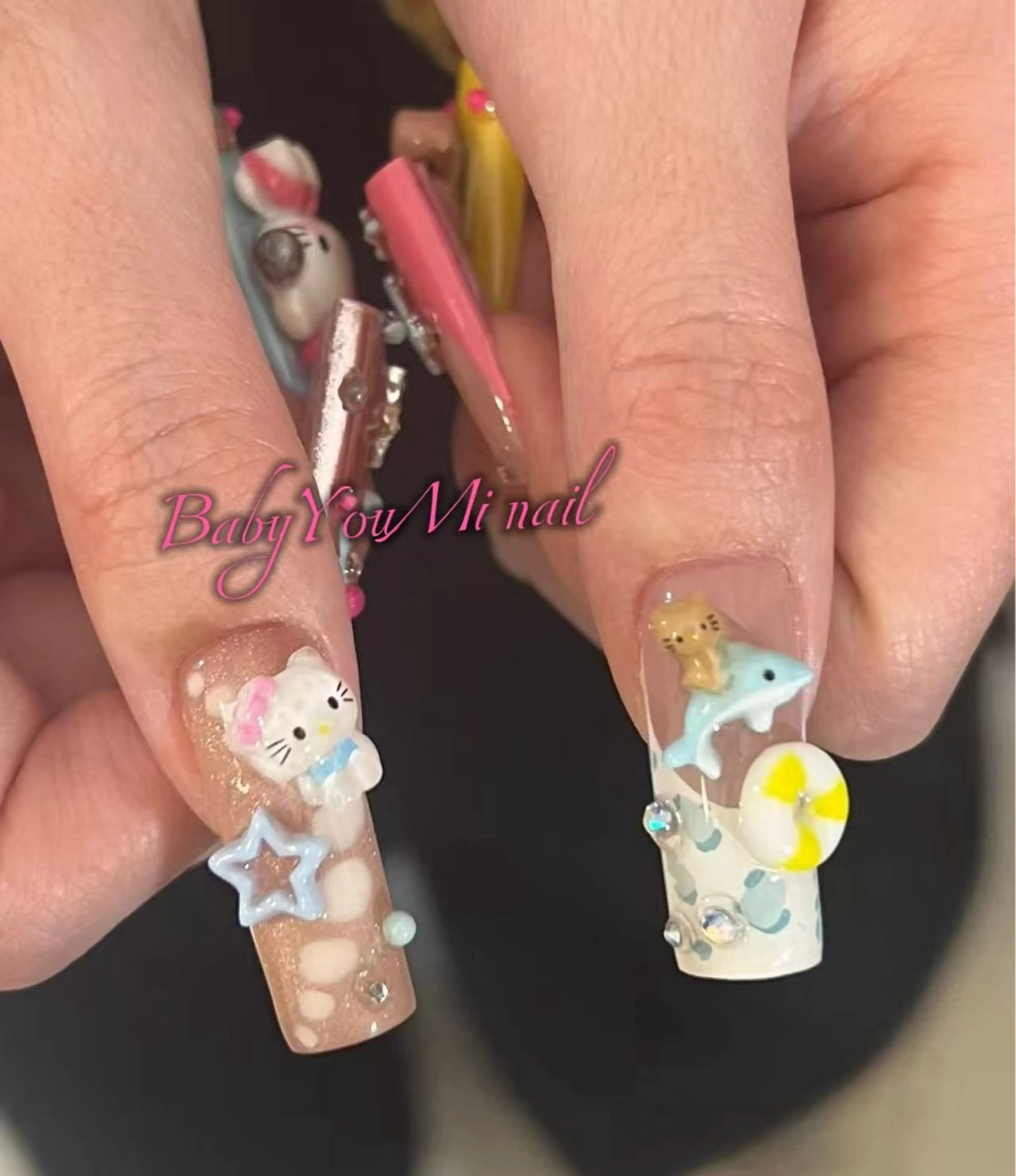 ネイル オーロラネイル フラワーネイル フットネイル フレンチネイル ジェルネイル ハンドネイル BabyYouMi nailのネイルデザイン