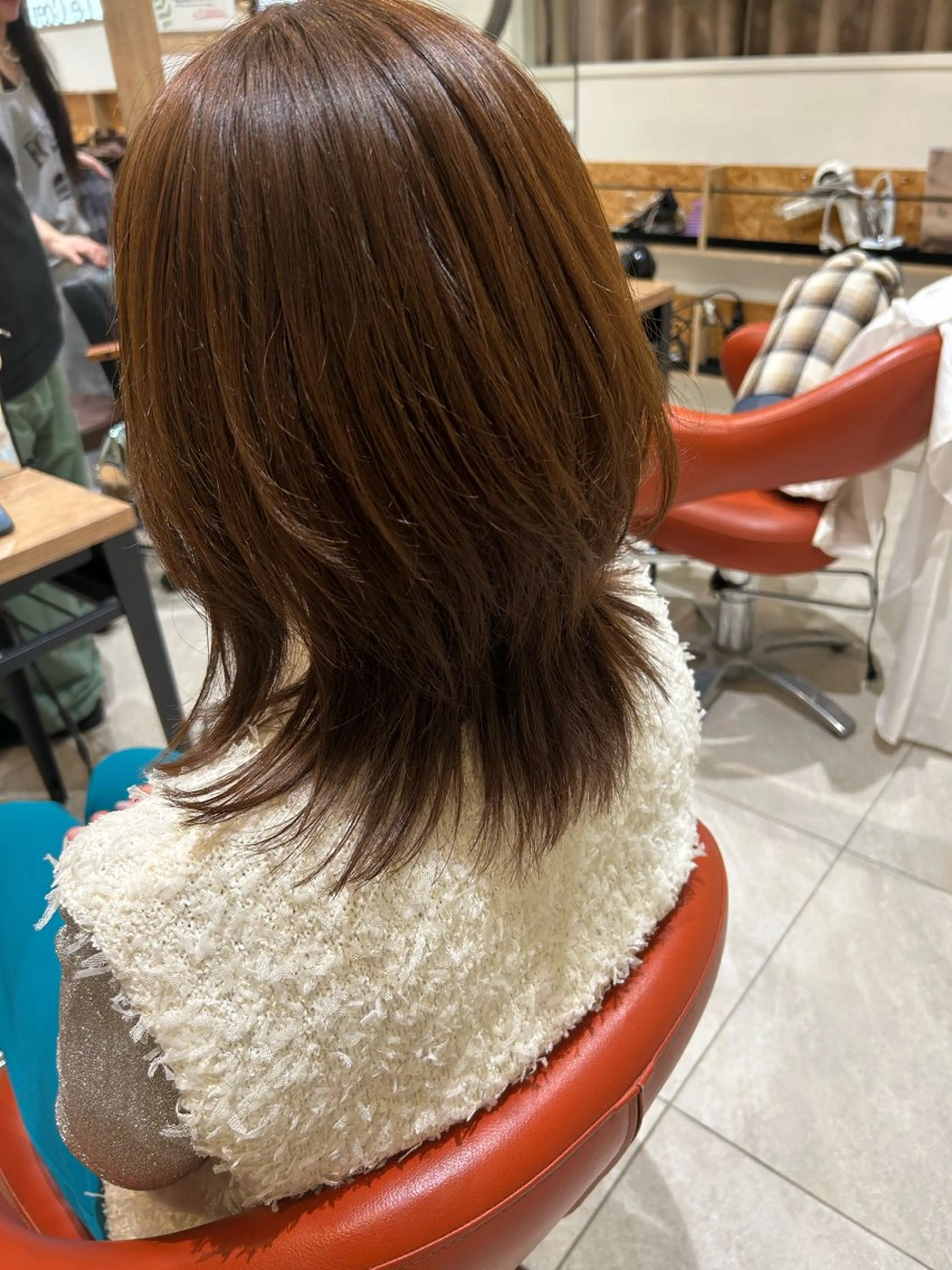 ミディアム 横田 まおのヘアスタイル