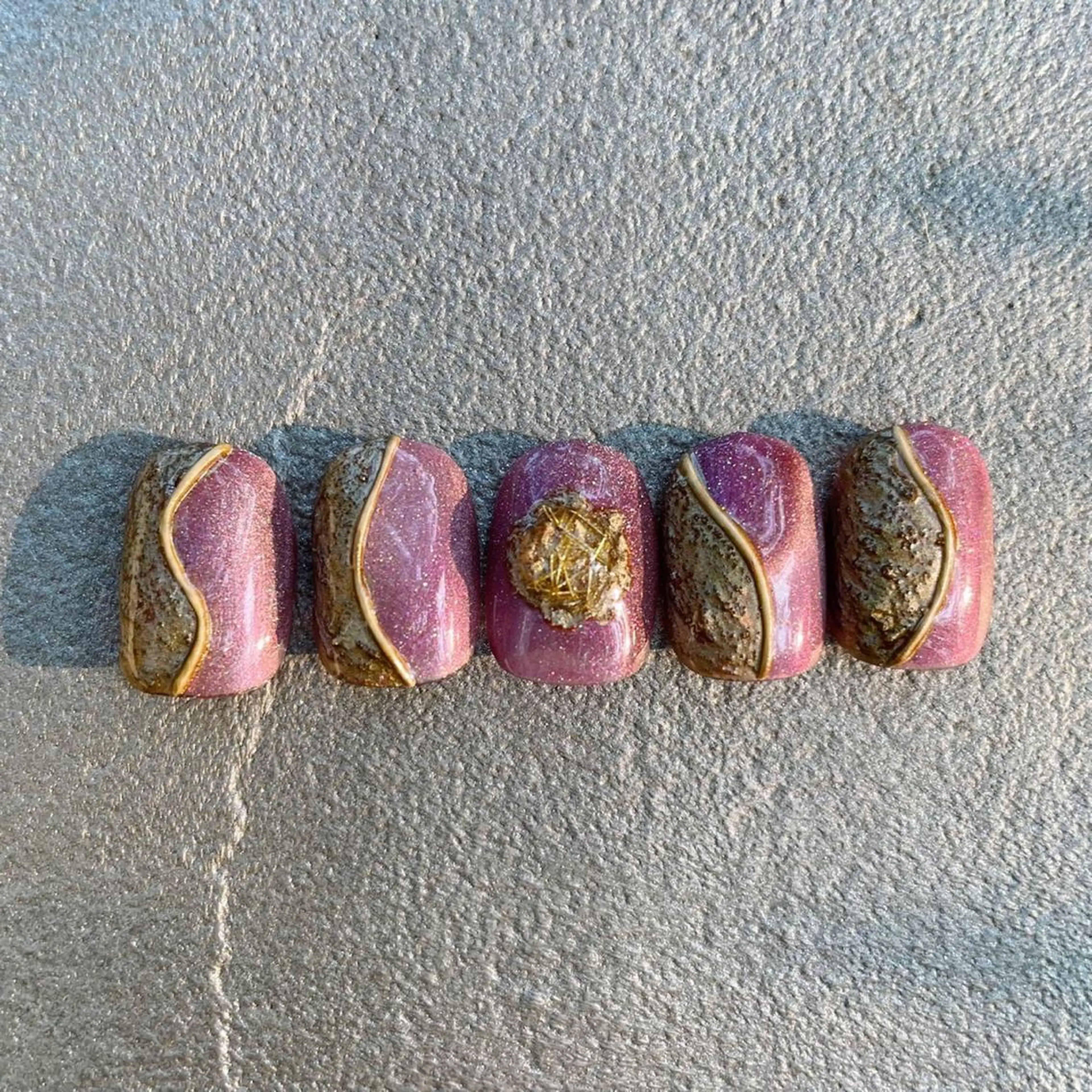 ネイル ハンドネイル VOLLMOND nailのネイルデザイン