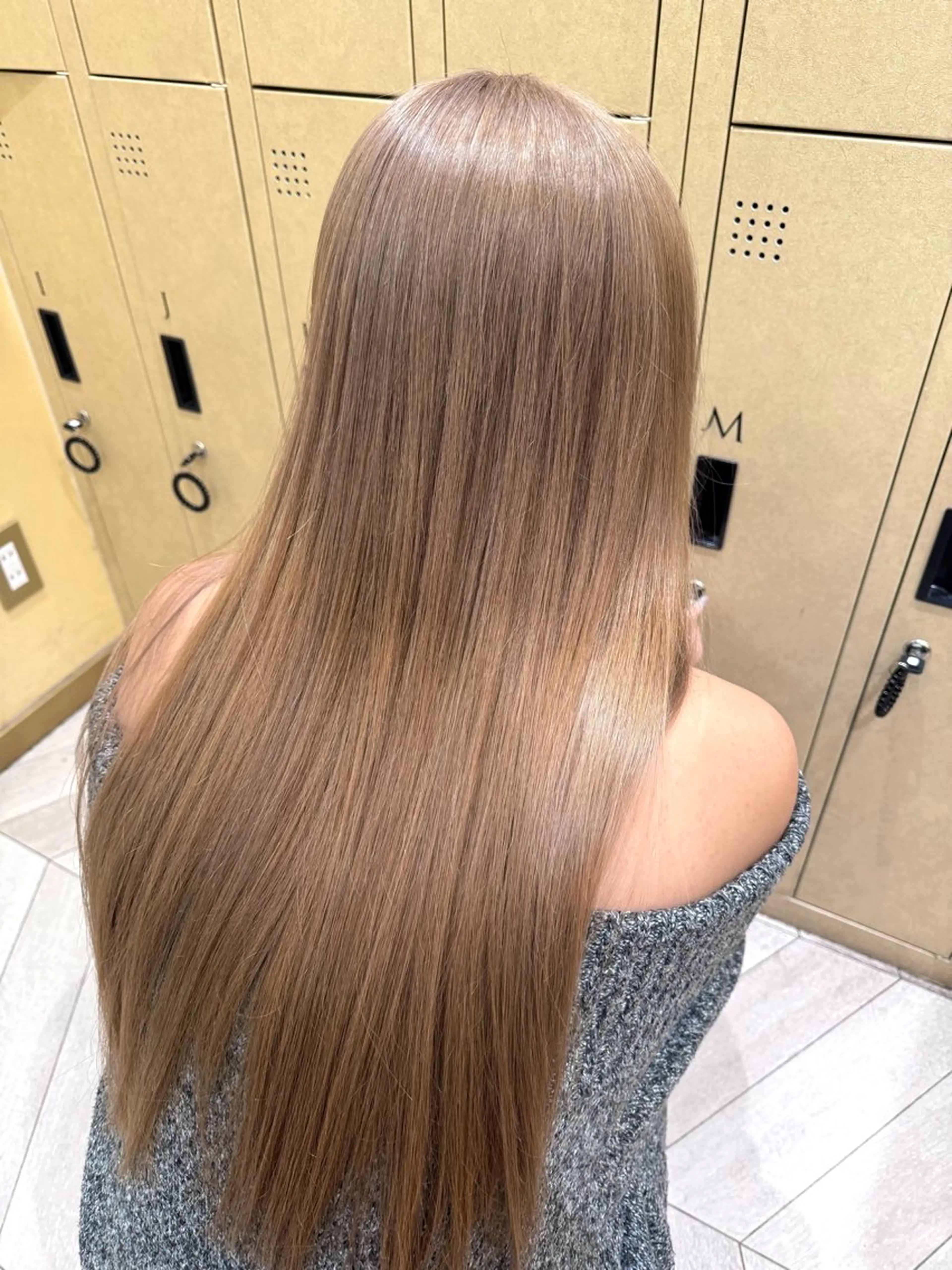 ロング ヘアカラー 学生人気no.1 🦋ナツミのヘアスタイル