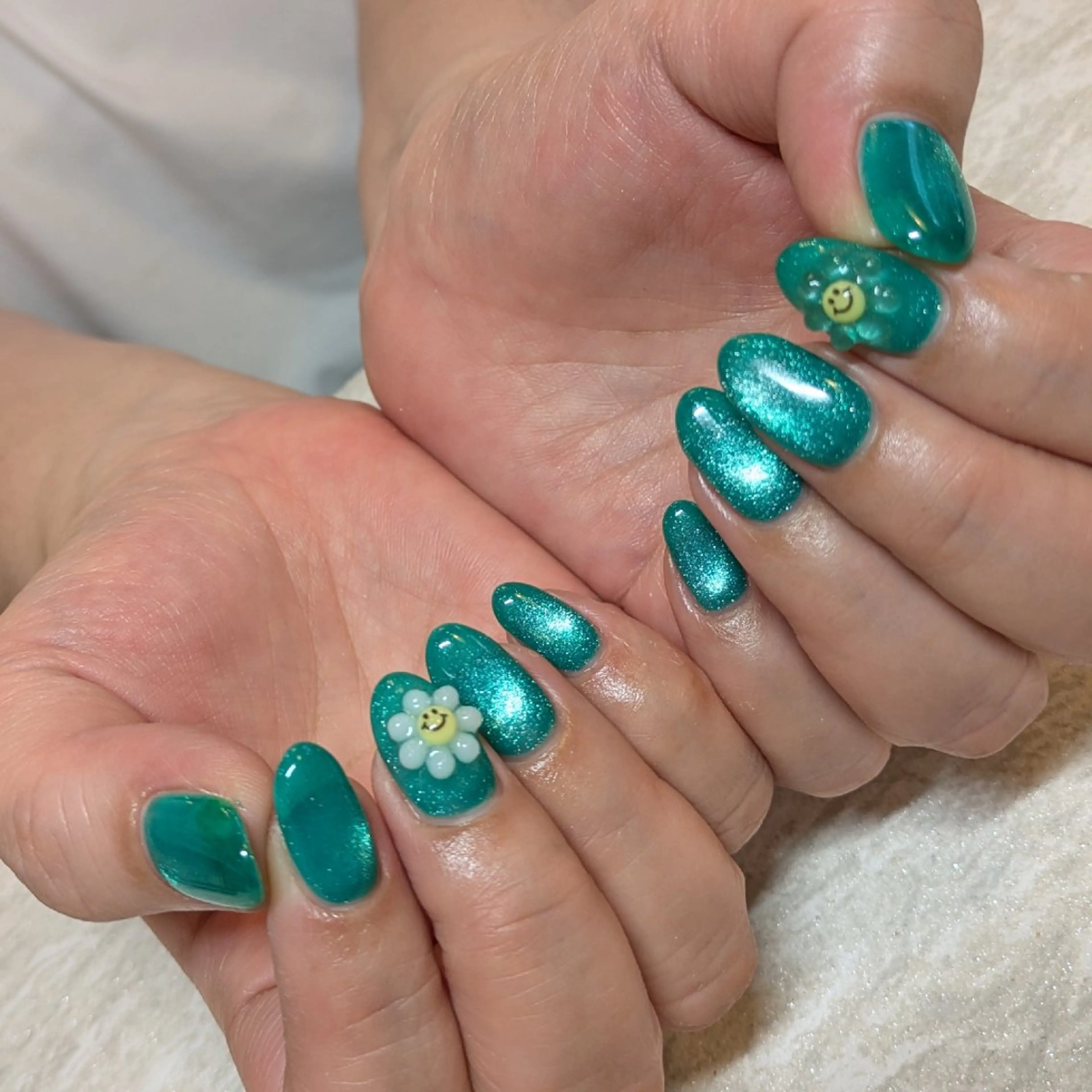 ネイル マグネットネイル ジェヌインネイル 河内のネイルデザイン